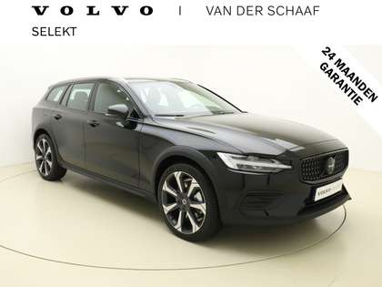 Volvo V60 Cross Country B5 264pk AWD Plus / NIEUW / DIRECT LEVERBAAR / 360