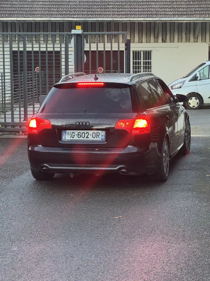 Audi A4 Avant 3.0 TDI Ambiente Quattro