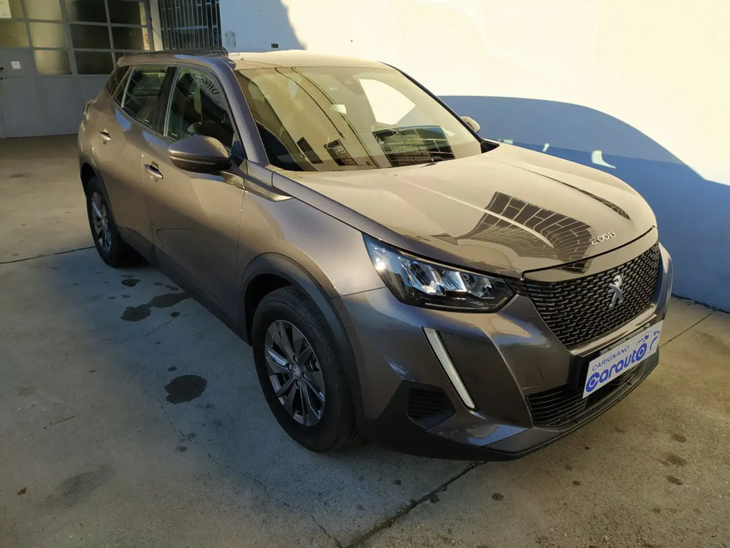 Peugeot 2008 130 EAT8 Active Pack Finanziato Grigio - 1