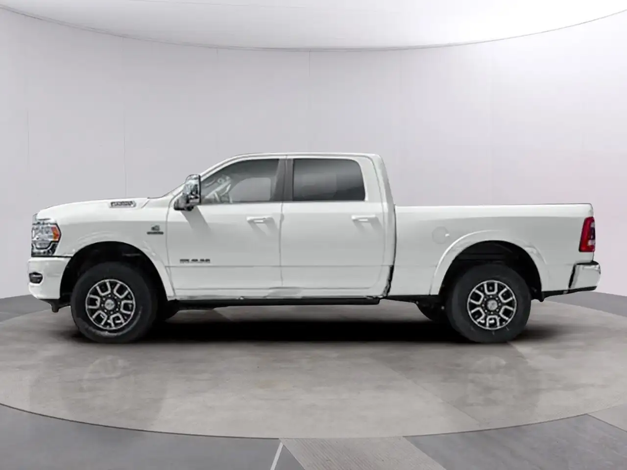 RAM 3500 снимка RAM 3500