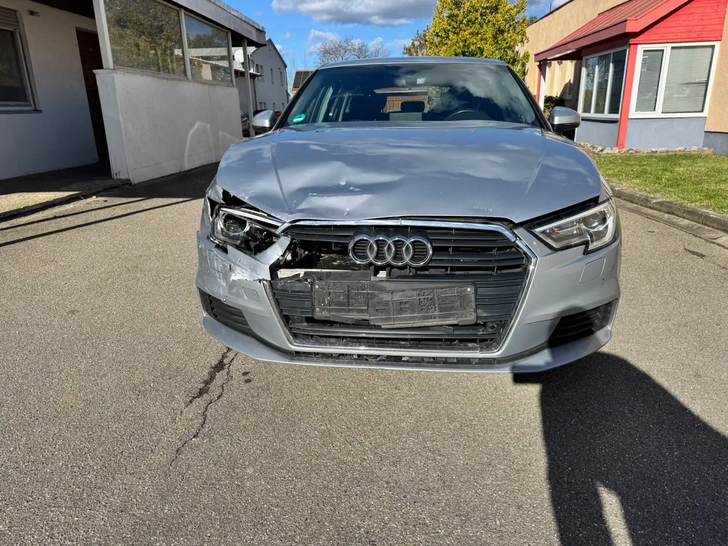 Audi A3 Sportback 30 TDI LED Navi Xenon Silber - 2