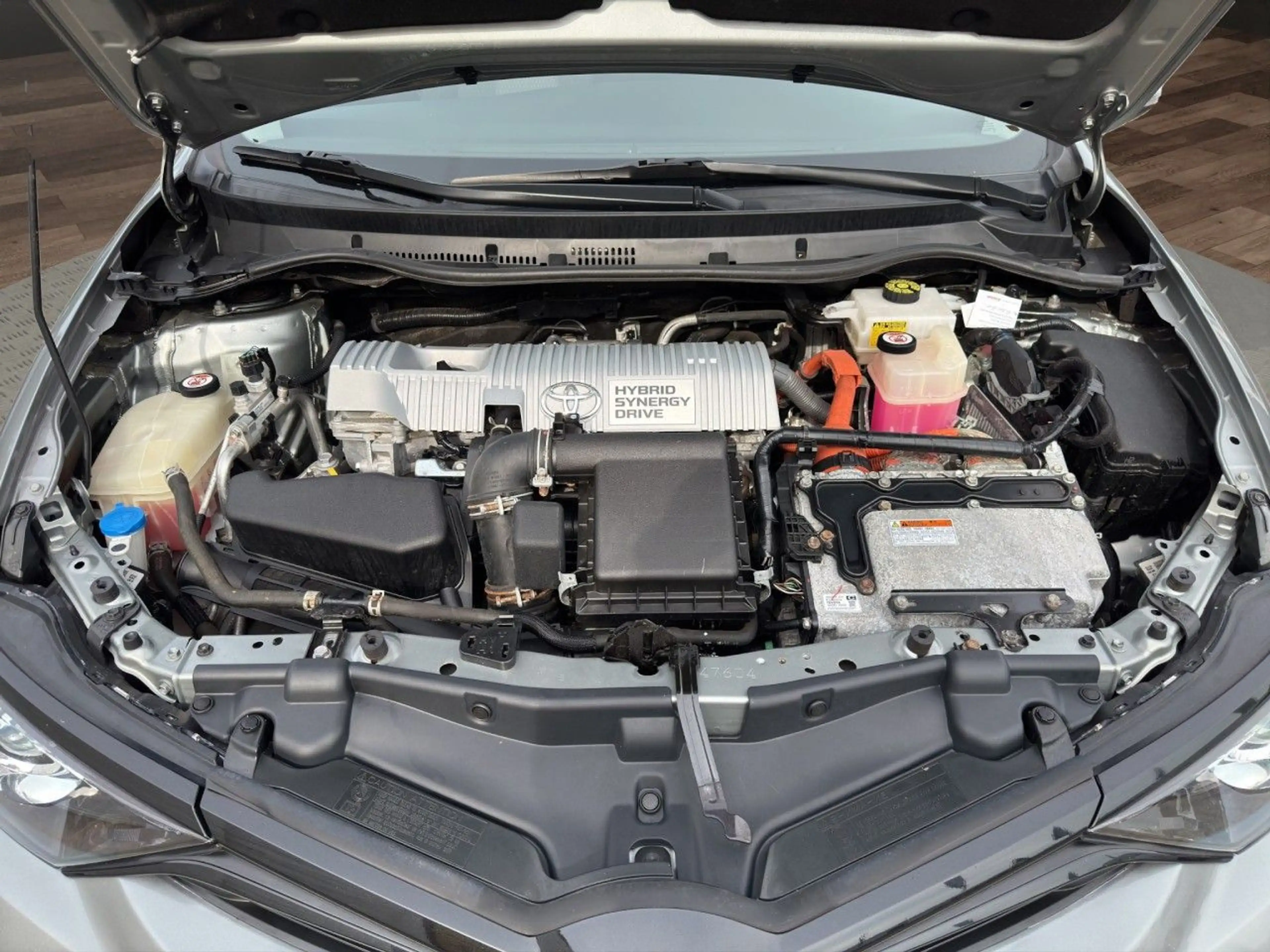 Toyota Auris 1.8 Touring Sports Hybrid KAMERA*SHZ*PDC — photo 10