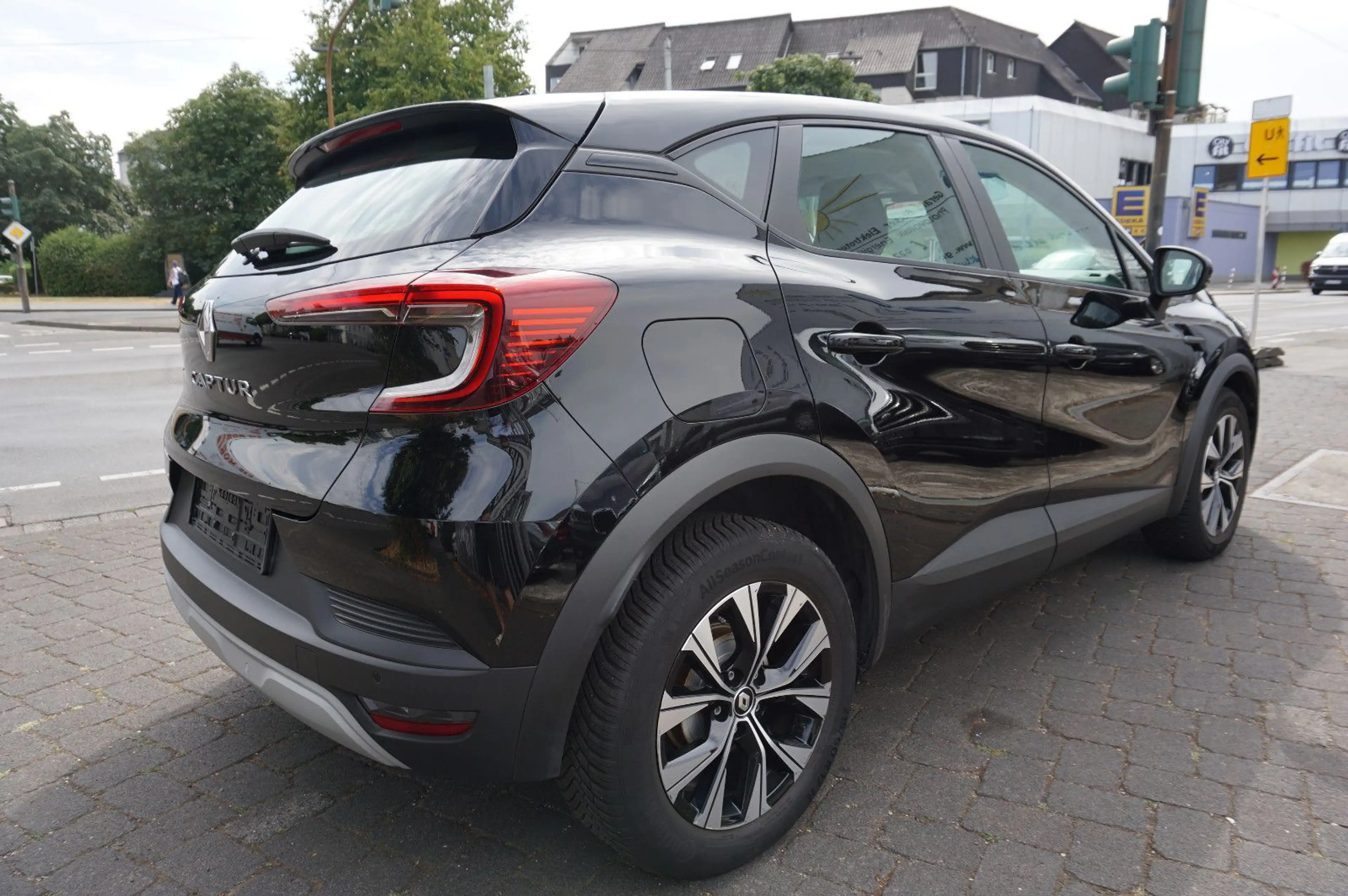 Renault Captur II Equilibre 2-Hand/Klima/Navi/Wenig km!! — photo 6