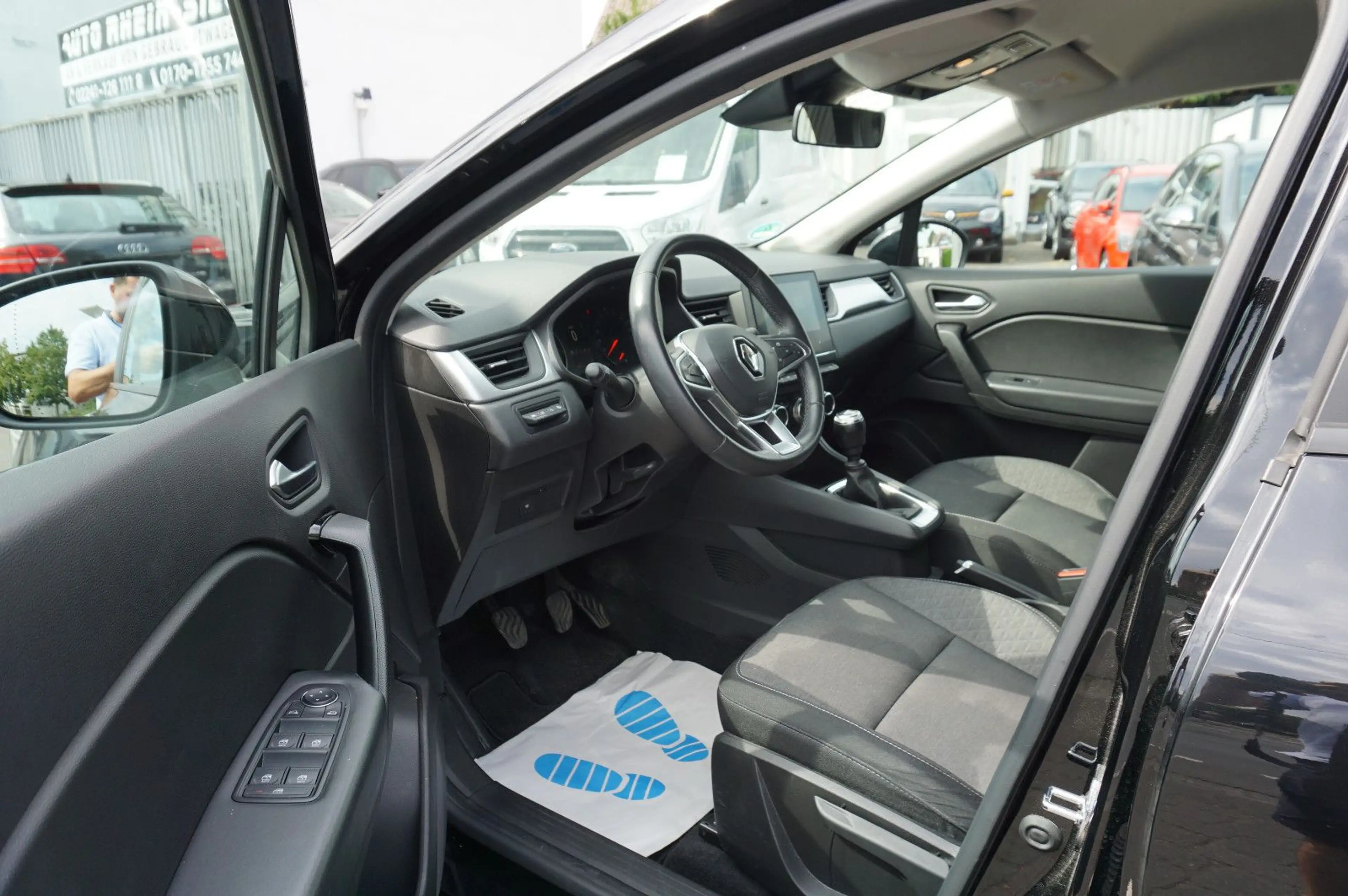 Renault Captur II Equilibre 2-Hand/Klima/Navi/Wenig km!! — photo 10