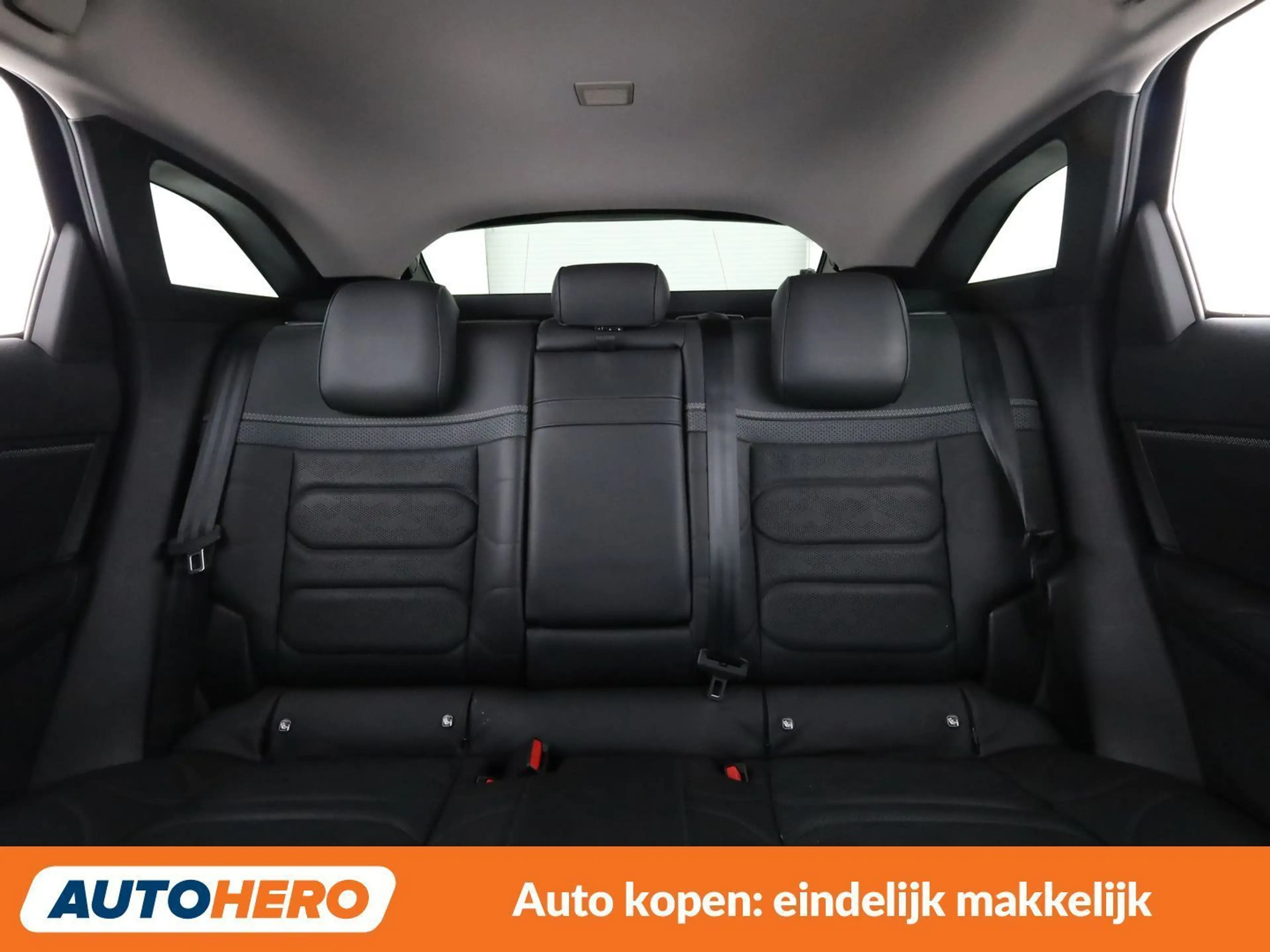 Citroen C5 X 1.6 Plug-in Hybrid Shine Pack — photo 15