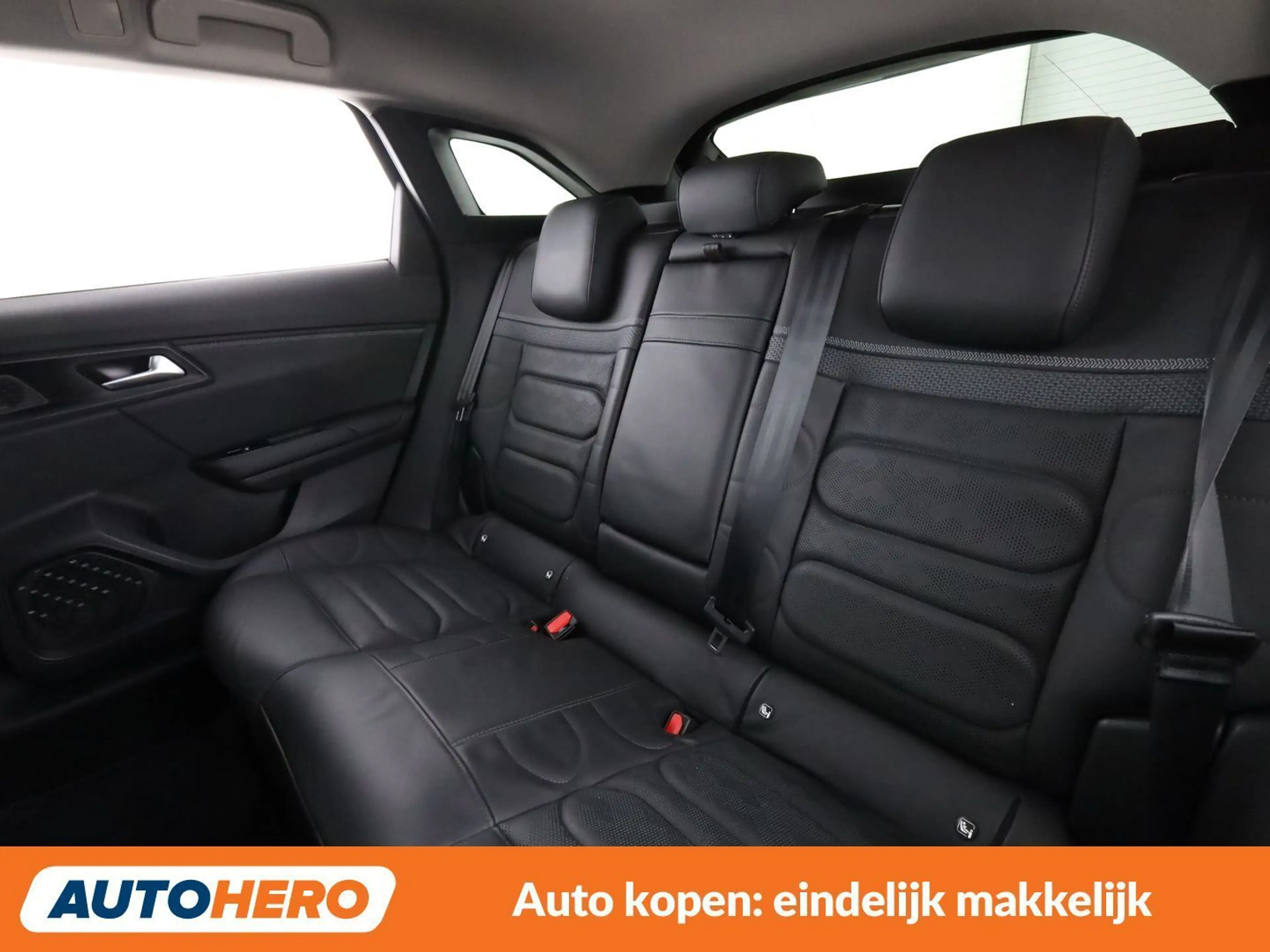 Citroen C5 X 1.6 Plug-in Hybrid Shine Pack — photo 14