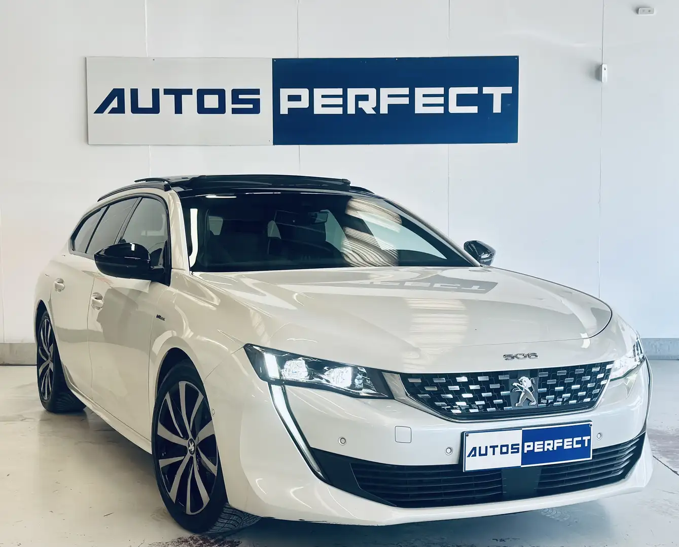 Peugeot 508 SW 1.6 HYBRID GT Line BOITE AUTO CUIR PDC CAMERA Blanc - 2