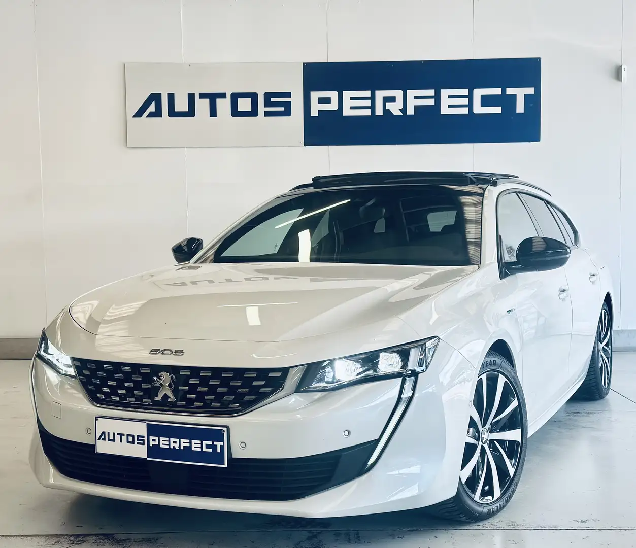Peugeot 508 SW 1.6 HYBRID GT Line BOITE AUTO CUIR PDC CAMERA Blanc - 1