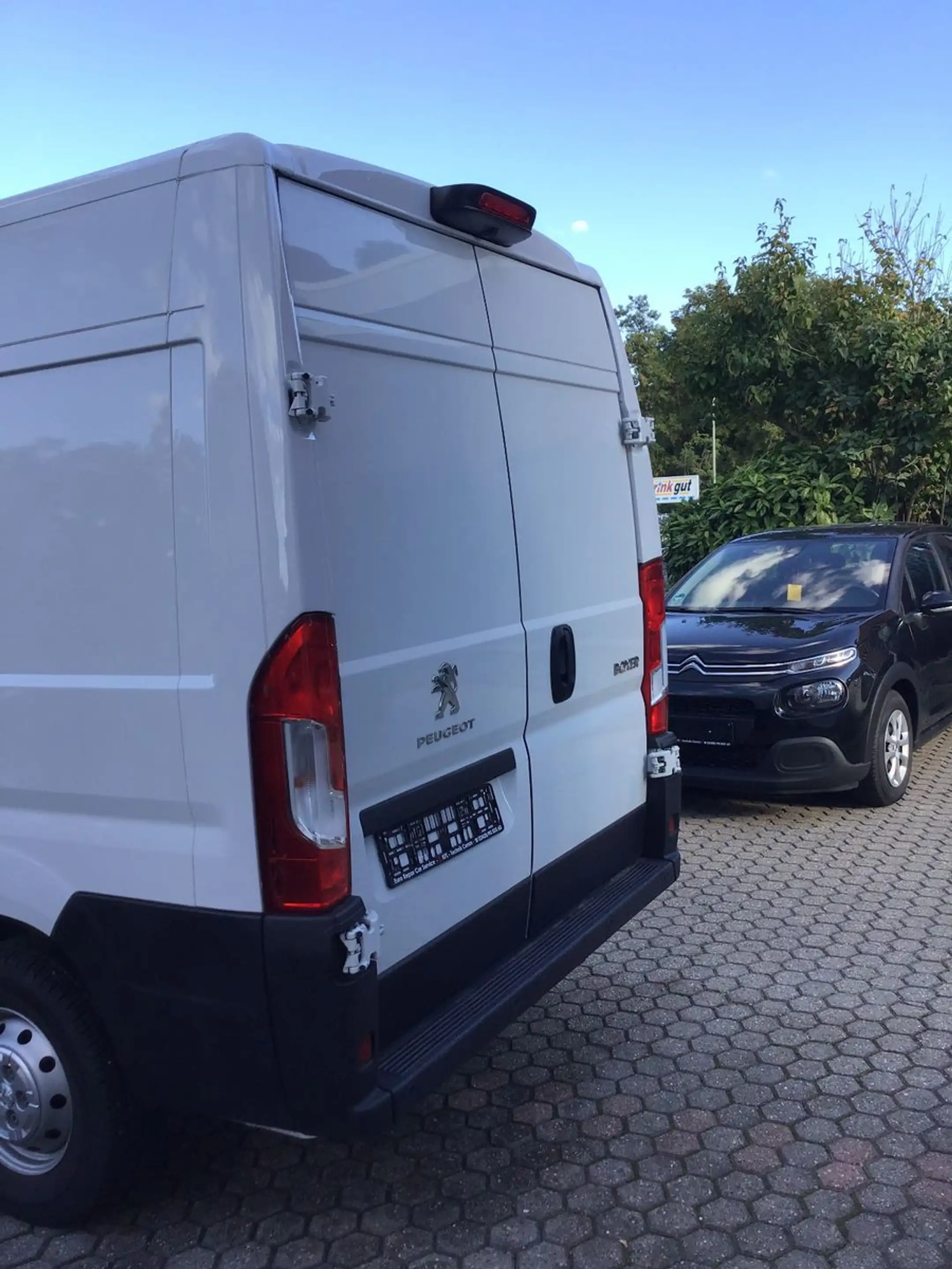 Peugeot Boxer Kasten Hochraum 335 L3H2 BlueHDi 140 Stop& — photo 10