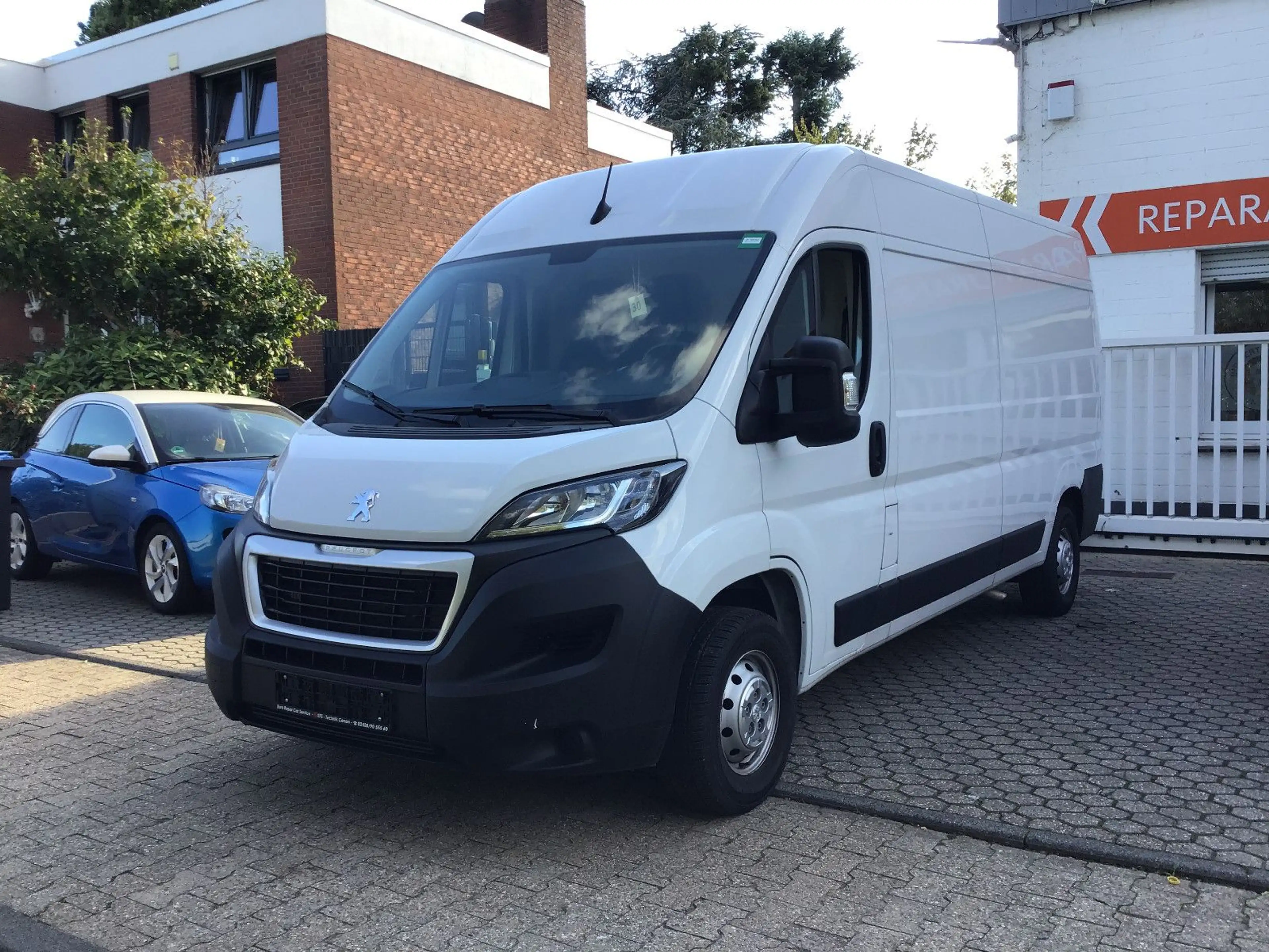 Peugeot Boxer Kasten Hochraum 335 L3H2 BlueHDi 140 Stop& — photo 5