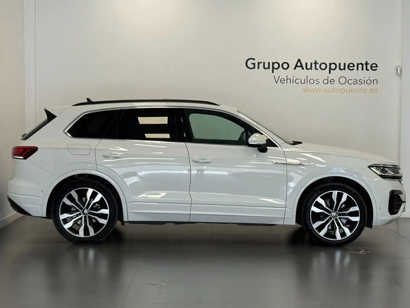 Volkswagen Touareg R LINE Blanco - 2