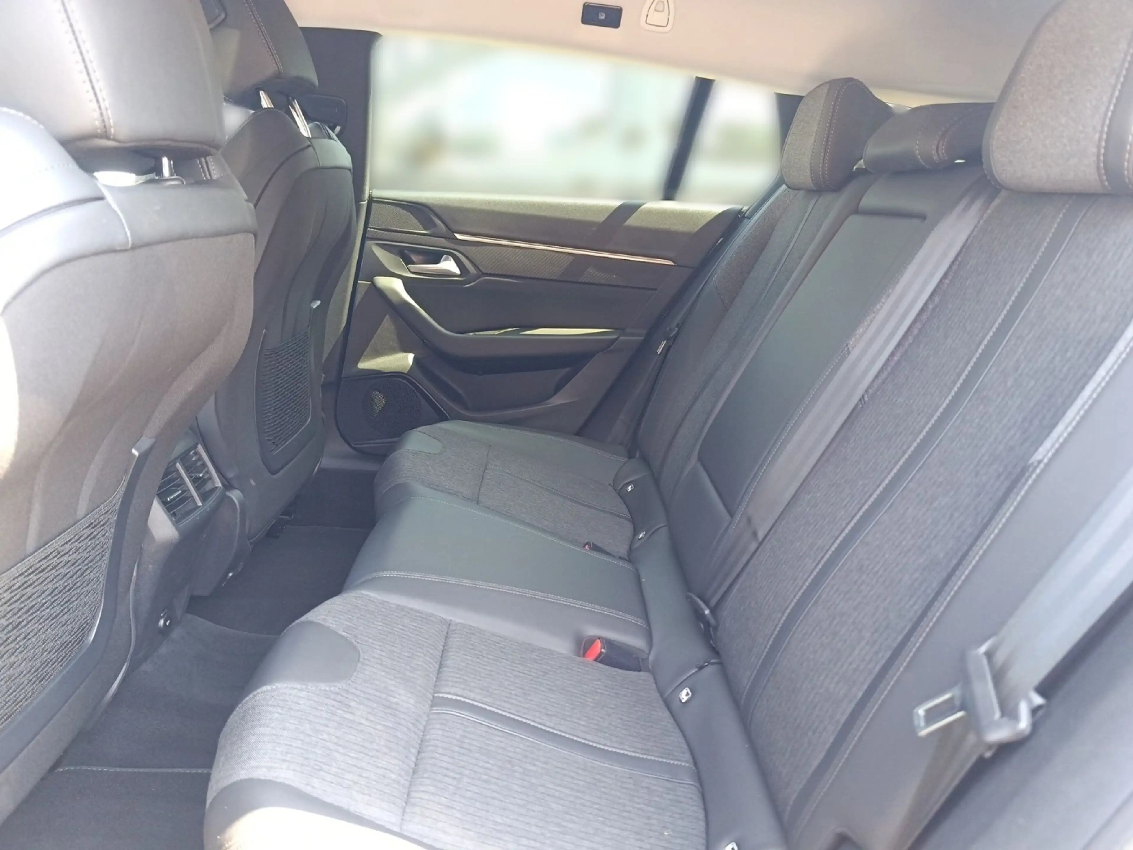 Peugeot 508 1.5 BlueHDi 130 SW Allure KeyLess LED Navi — photo 8