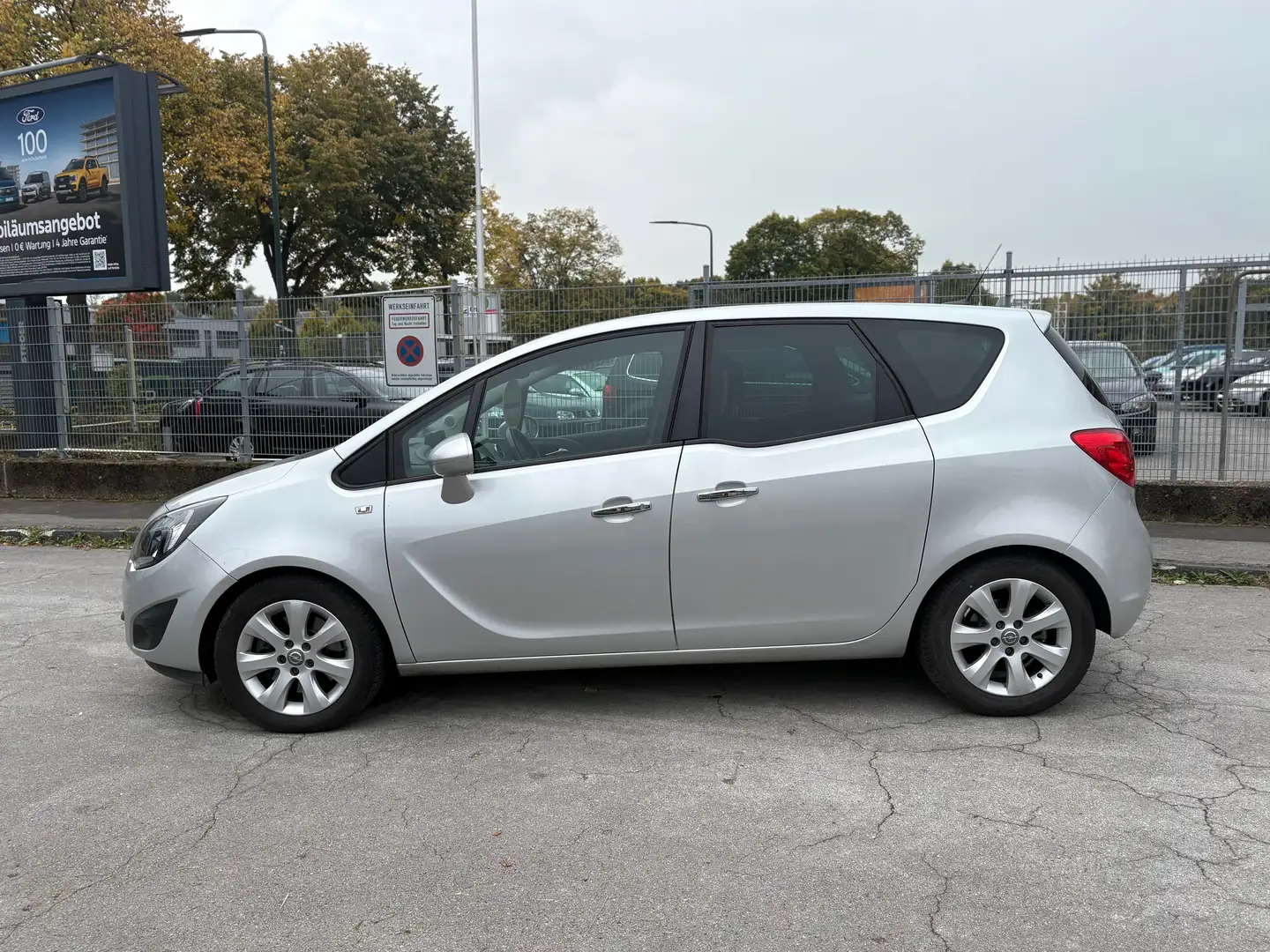 Opel Meriva Innovation NAVI TOP TÜV 06/27 AUTOMATIK EURO5 Silber - 2
