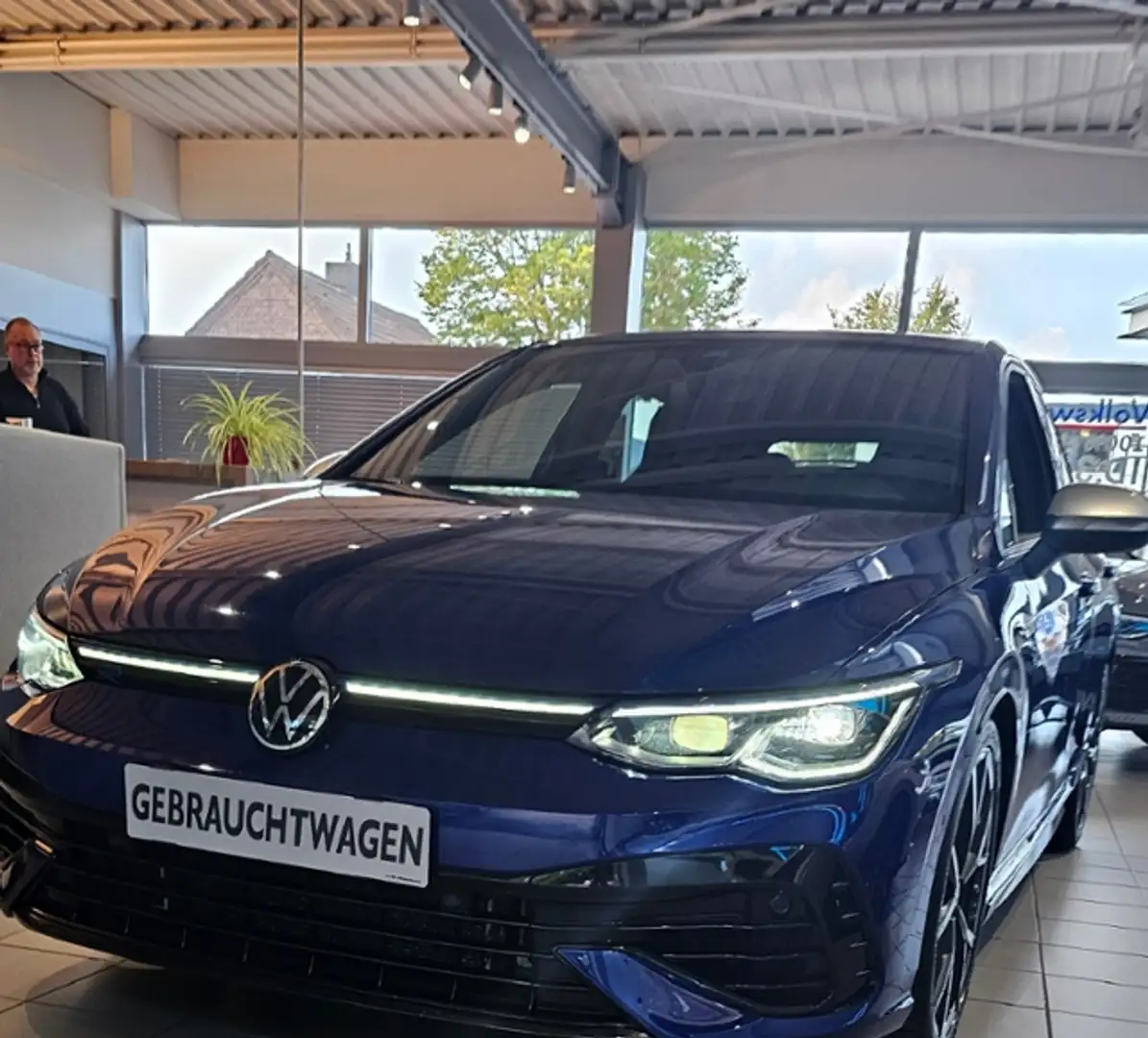 Volkswagen Golf VIII 2.0 TSI R PERF. AKRAP.LEDER Blau - 2