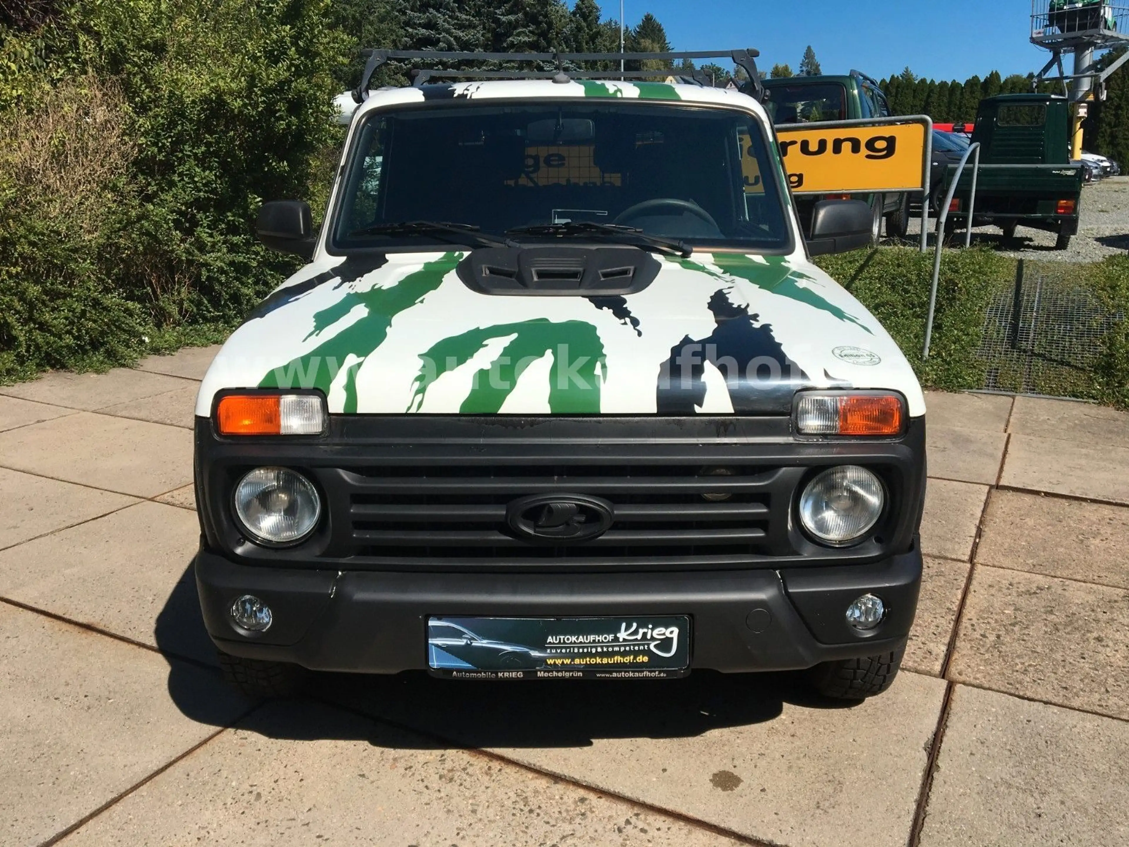 Lada Niva 4x4 Urban Legend *Klima, nur 7900 km!!* — photo 2