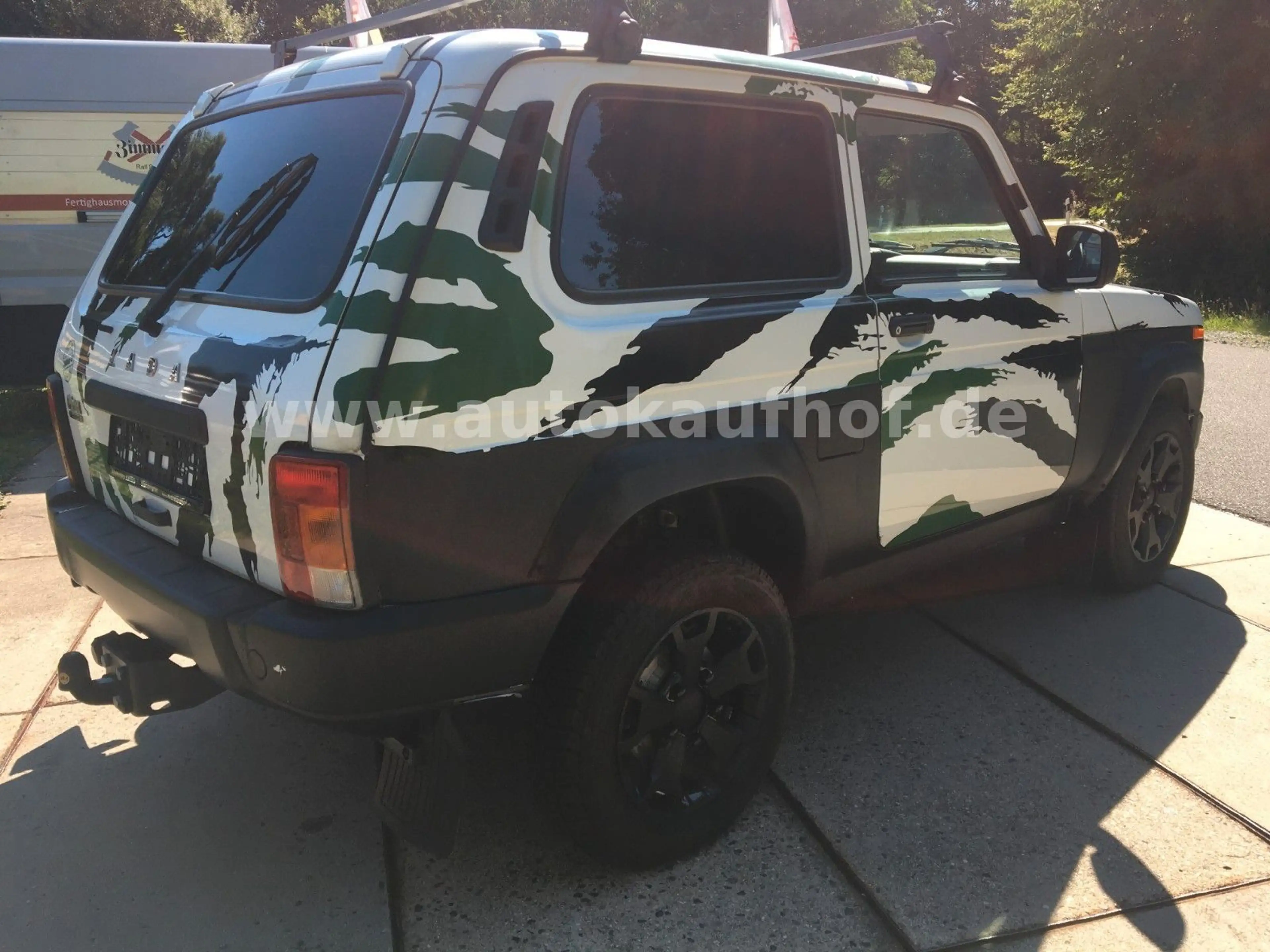 Lada Niva 4x4 Urban Legend *Klima, nur 7900 km!!* — photo 6