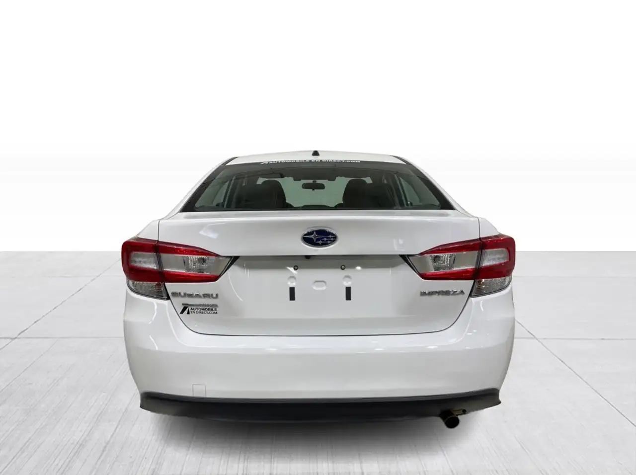Subaru Impreza снимка Subaru Impreza