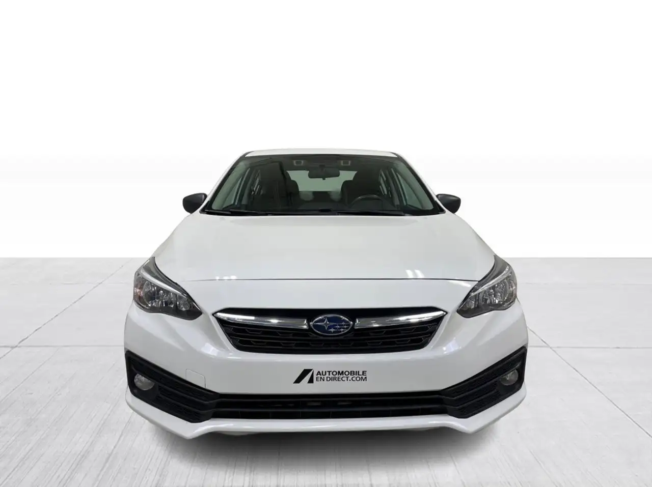 Subaru Impreza снимка Subaru Impreza