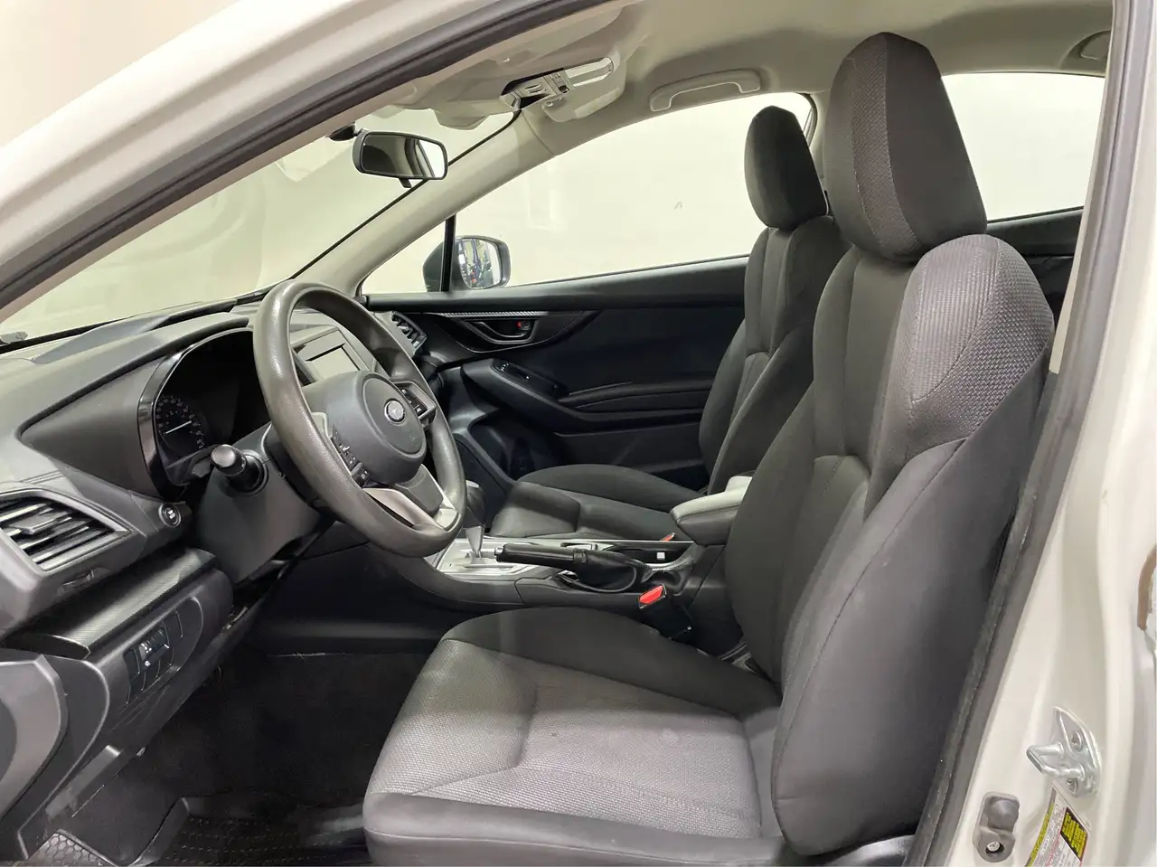 Subaru Impreza снимка Subaru Impreza