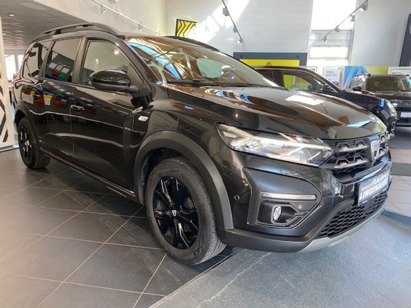 Dacia Jogger TCe 110 7-Sitzer — photo 2