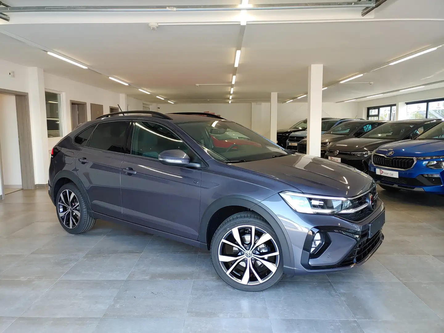 Volkswagen Taigo 1.5 TSI DSG R-Line AHK/Ready2Dis/Matrix/Kamera/ACC Grau - 1