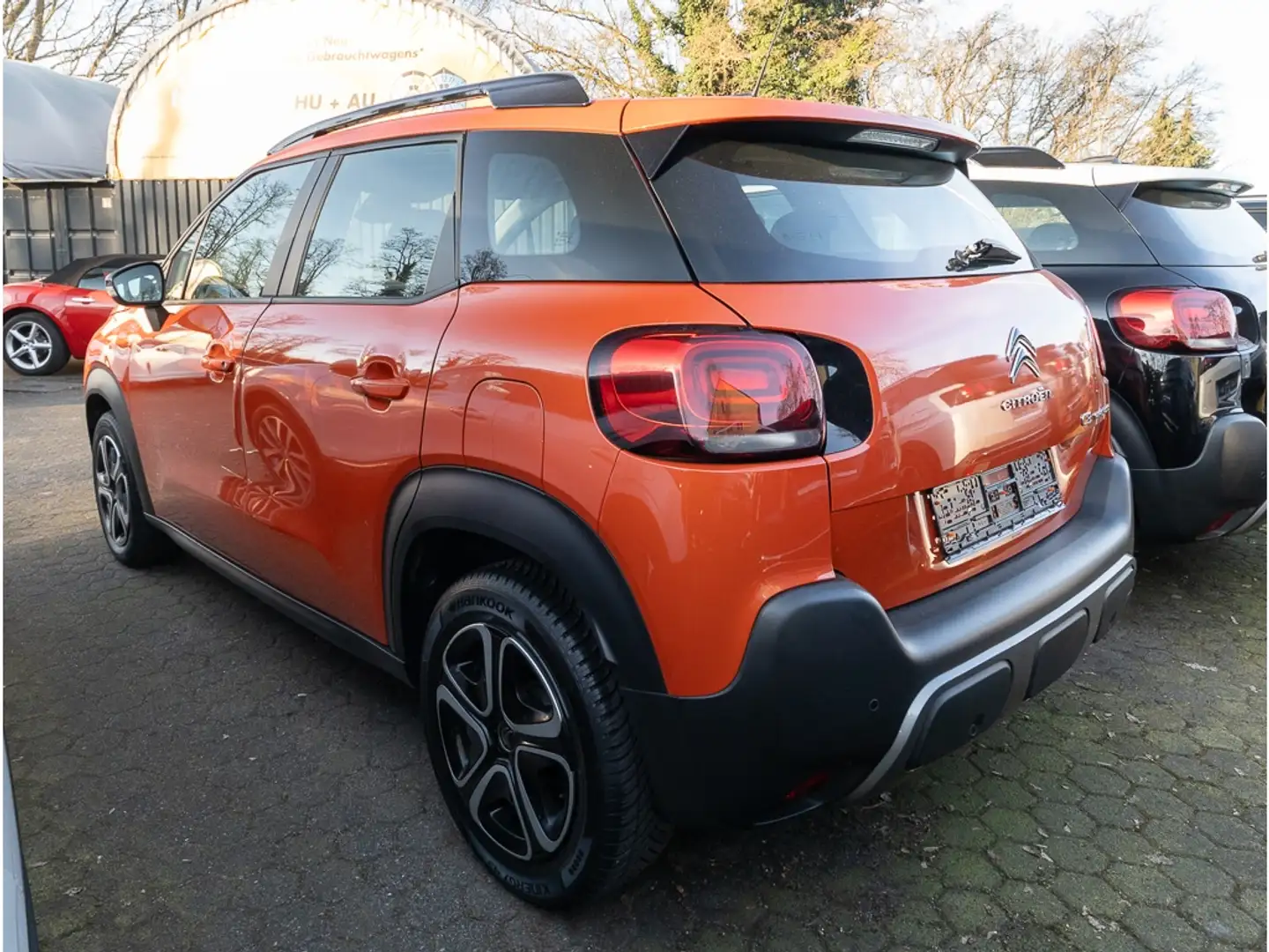 Citroen C3 Aircross FEEL PACK 1.2 PT110 +SHZ+CARPLAY+MET Pomarańczowy - 2