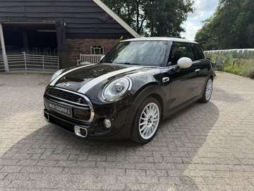 Mini 2.0 Chili. Leer,Navi,LED Stoelverw !