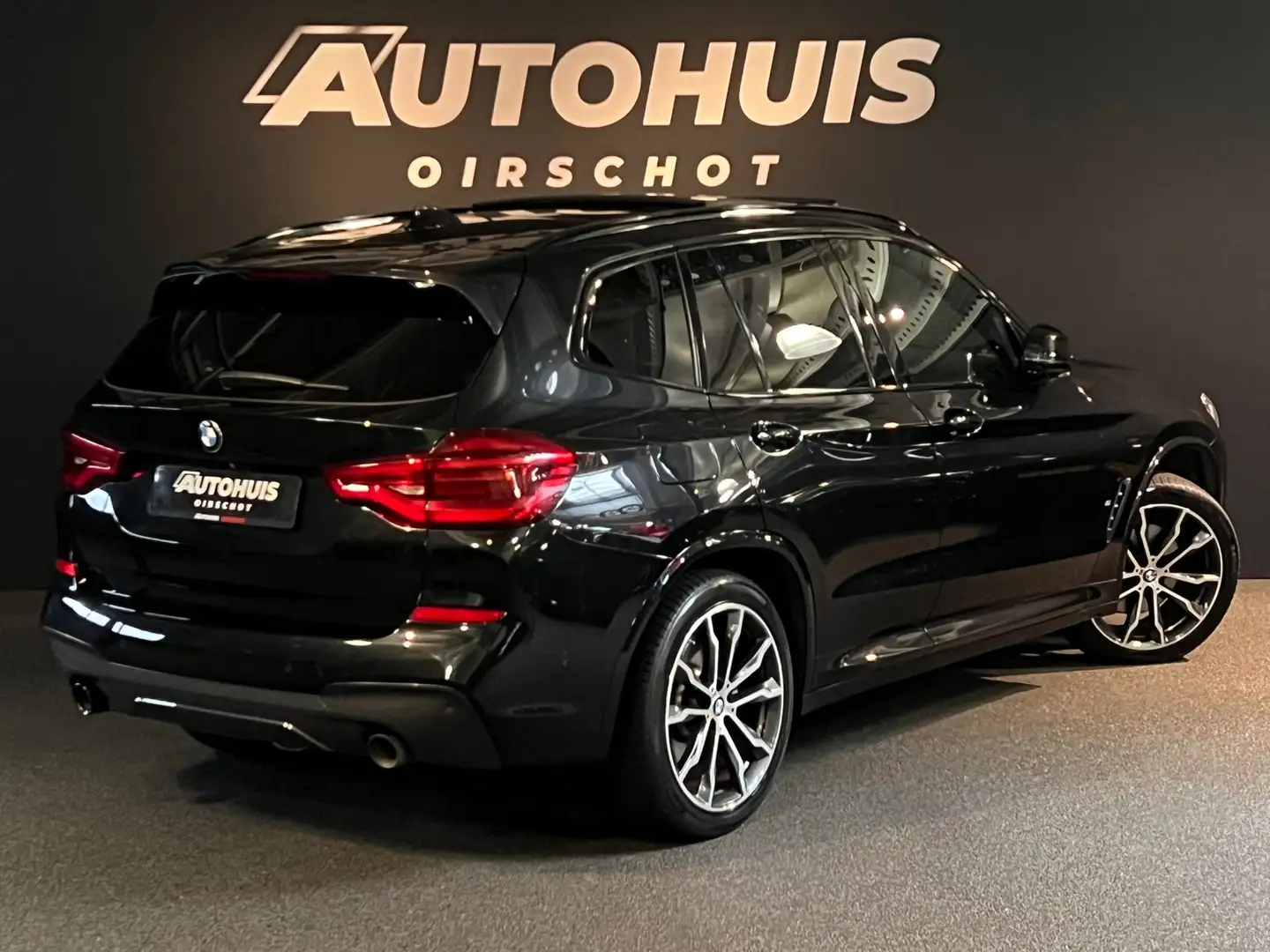 BMW X3 XDrive30e High Executive Edition M Pano/ 20"/ Came Zwart - 2
