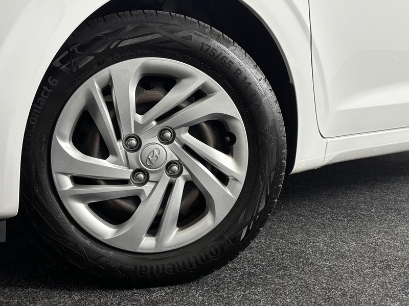 Hyundai i10 1.0 Comfort | Airco | Cruise control | Apple carpl — photo 27