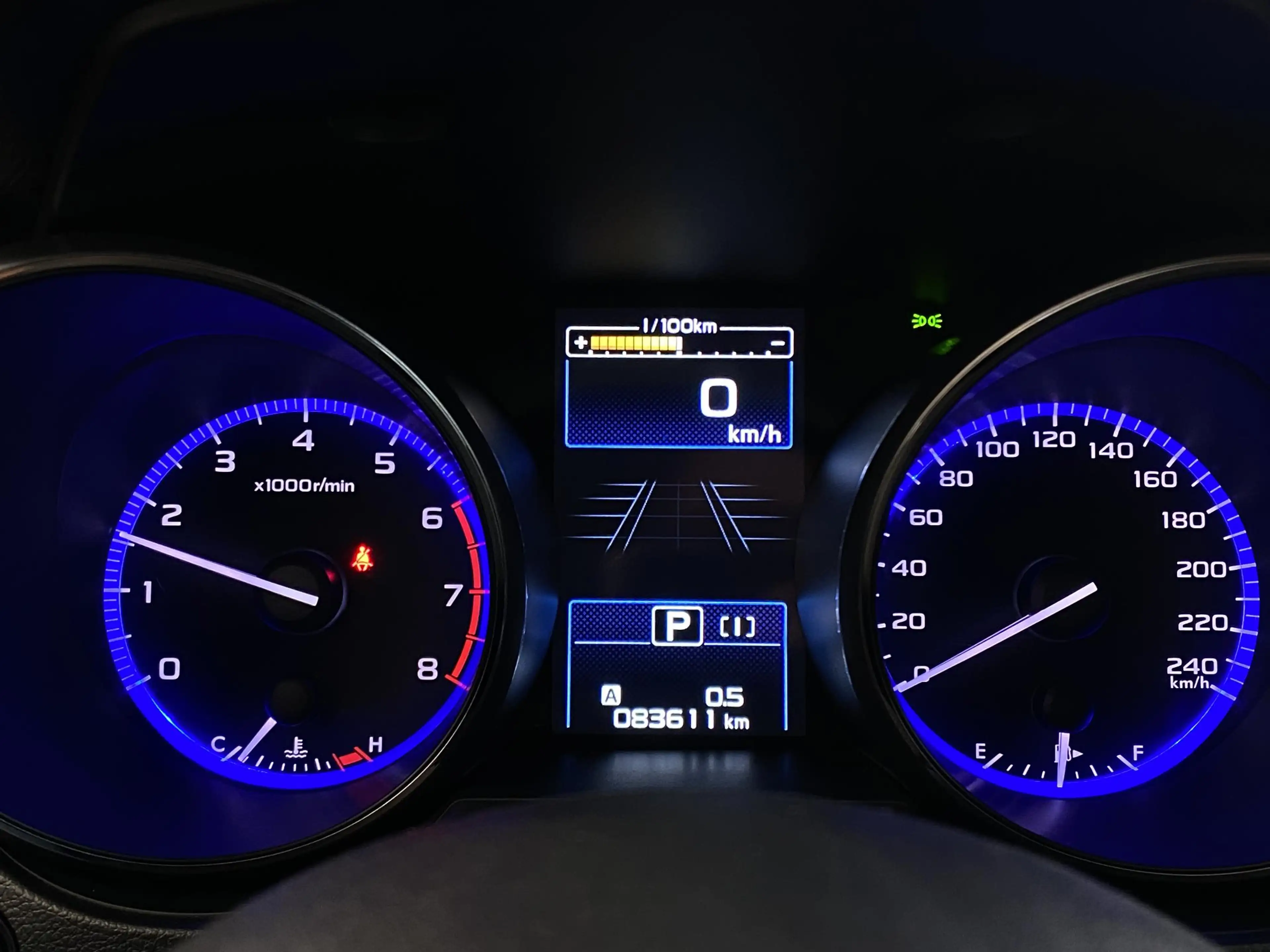 Subaru OUTBACK 2.5i Premium | Trekhaak | Opendak | Apple Carplay — photo 19