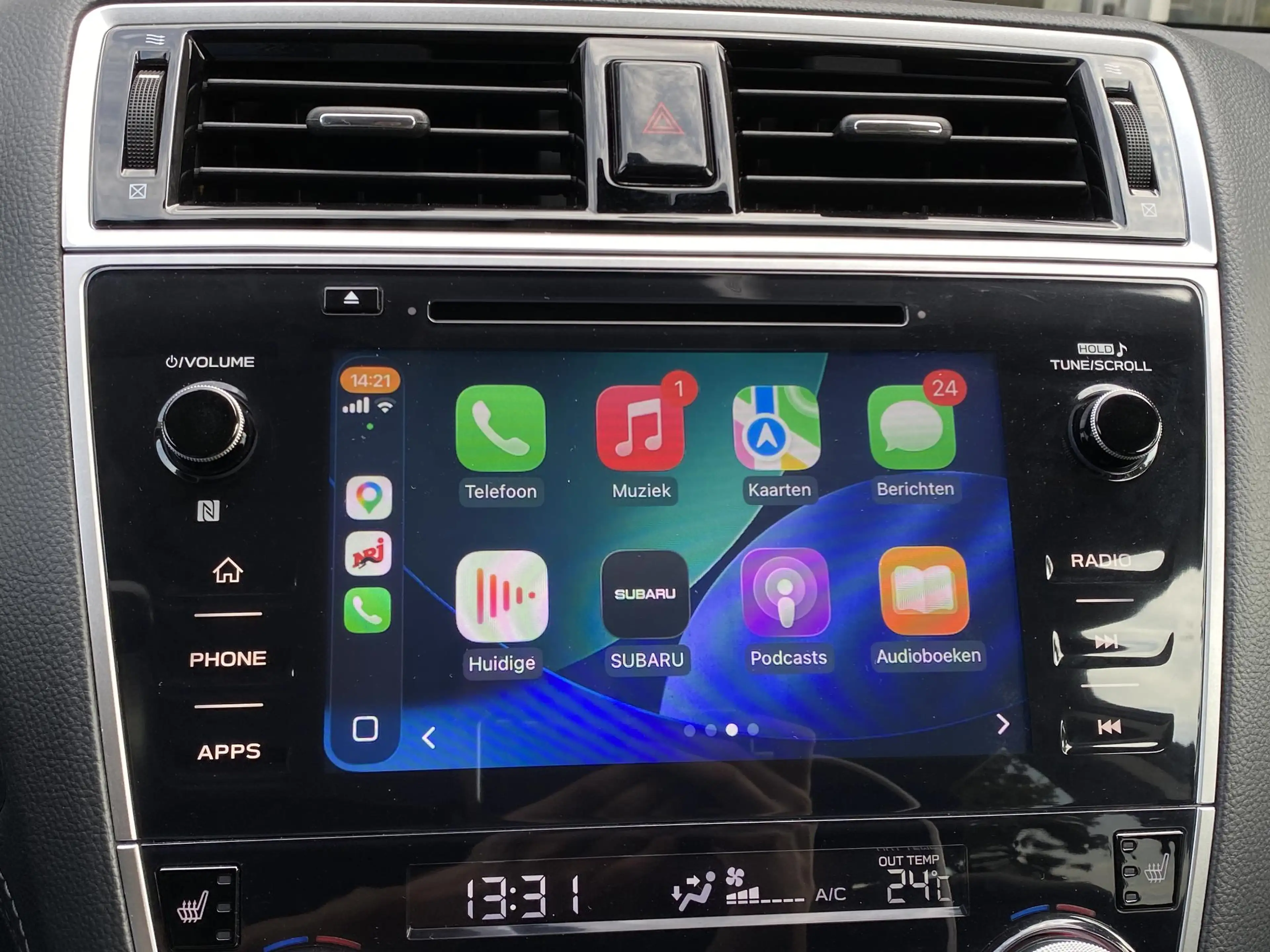 Subaru OUTBACK 2.5i Premium | Trekhaak | Opendak | Apple Carplay — photo 26