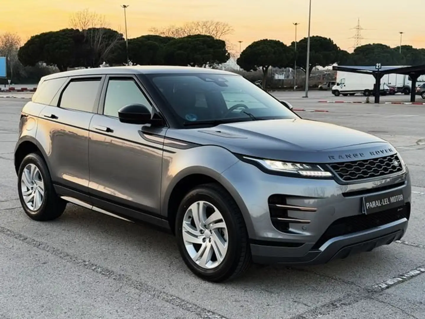 Land Rover Range Rover Evoque 2.0 D163 RDYNAMIC S AUTOMÁTICO 4WD MHEV Grau - 1
