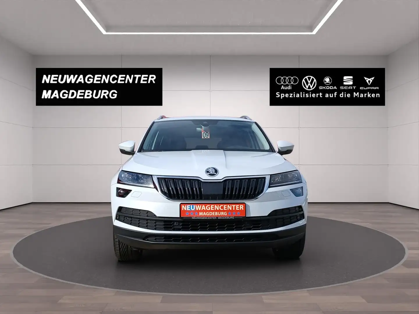 Skoda Karoq 1.5 TSI Style*KAMERA*AHK*ACC*el.H-KLAPPE*SHZ*APP C Weiß - 2