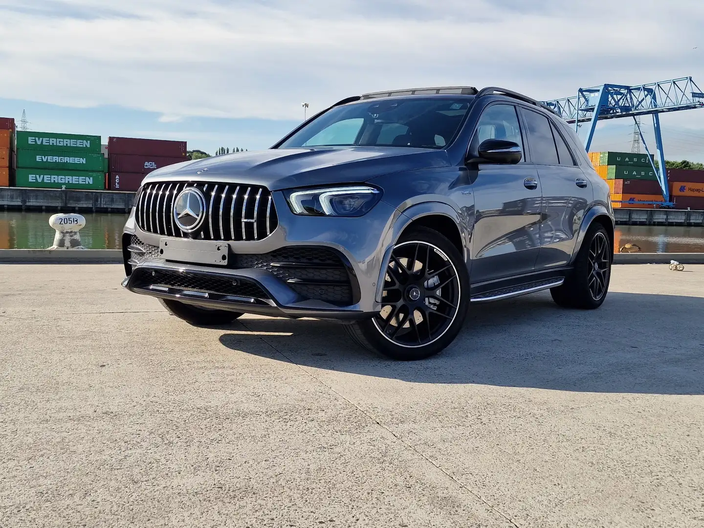 Mercedes-Benz GLE 53 AMG 4MATIC+ AMG+ – Full Options – 22 000 km Grijs - 1