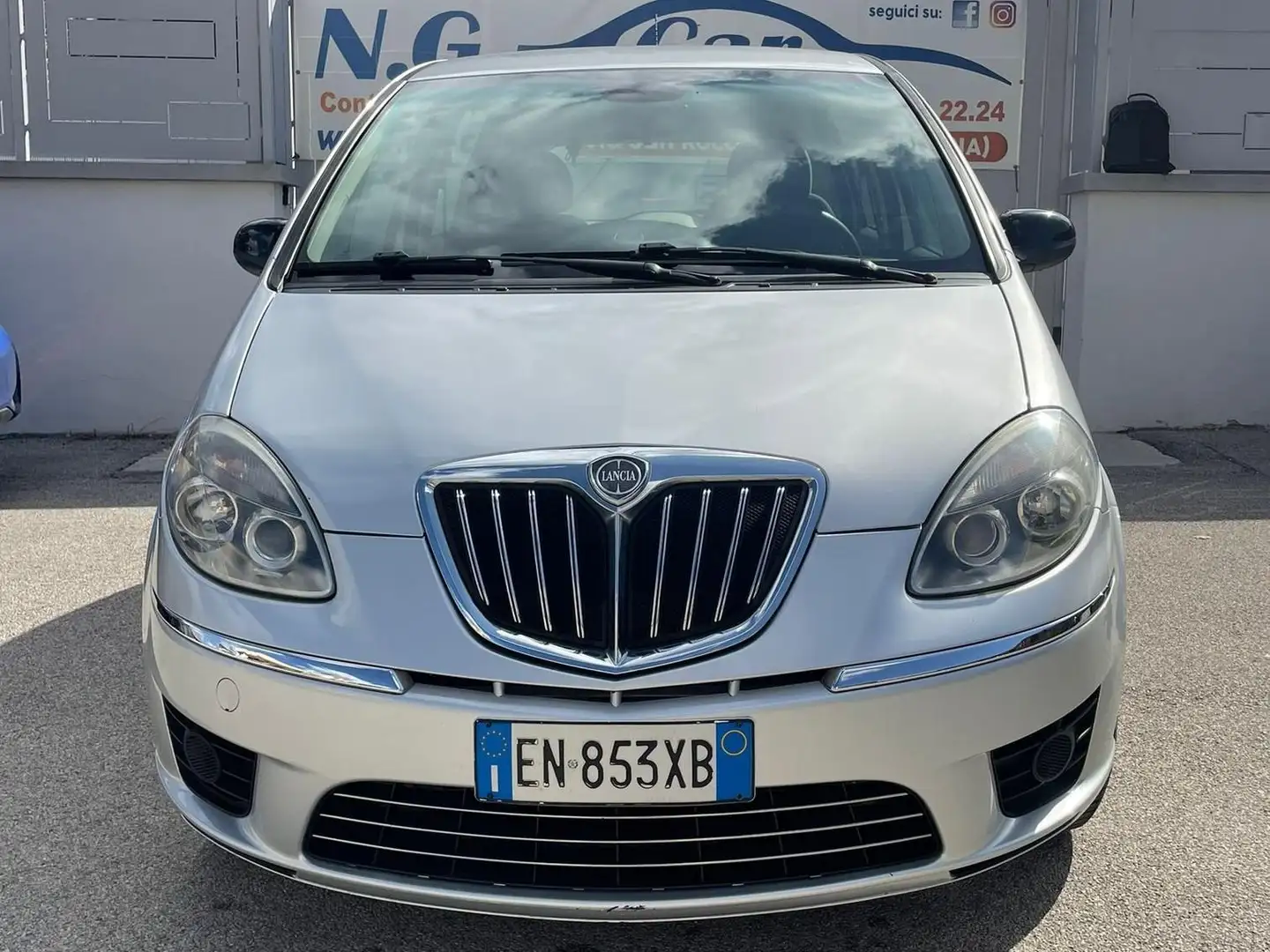 Lancia MUSA Musa II 2007 1.4 8v Platinum ecochic Gpl Argento - 1