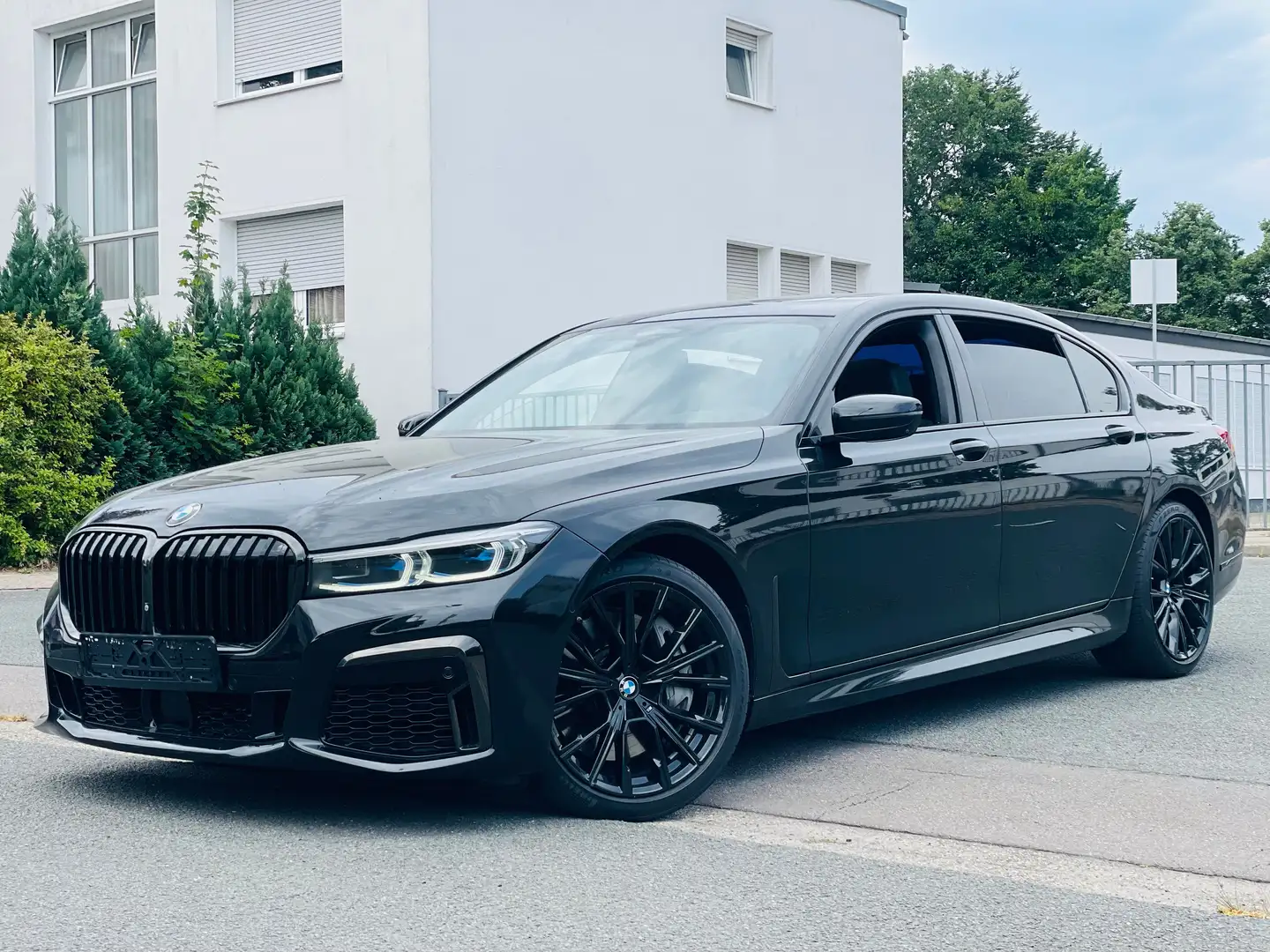 BMW 750 750Li xDrive M-SPORT LANG/GARANTIE/LASER/GESTIK !! Чёрный - 1