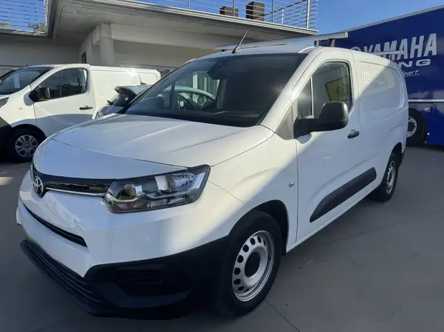 Toyota Proace City 4 P 1.5 D 100 CV ses MT L2 S active