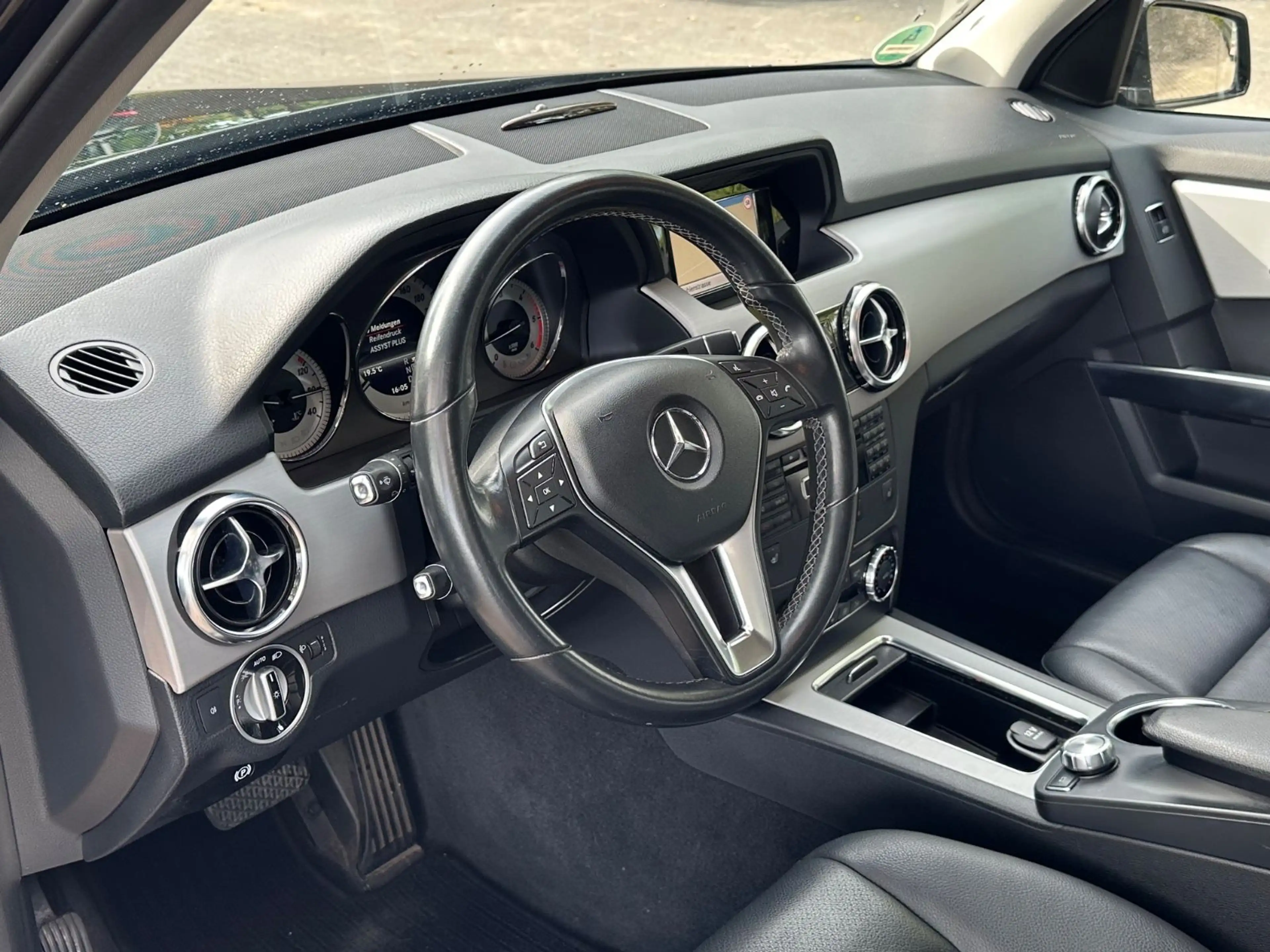 Mercedes-Benz GLK 220 CDI BlueEfficiency*4-MATIC*AHK*LEDER* — photo 10