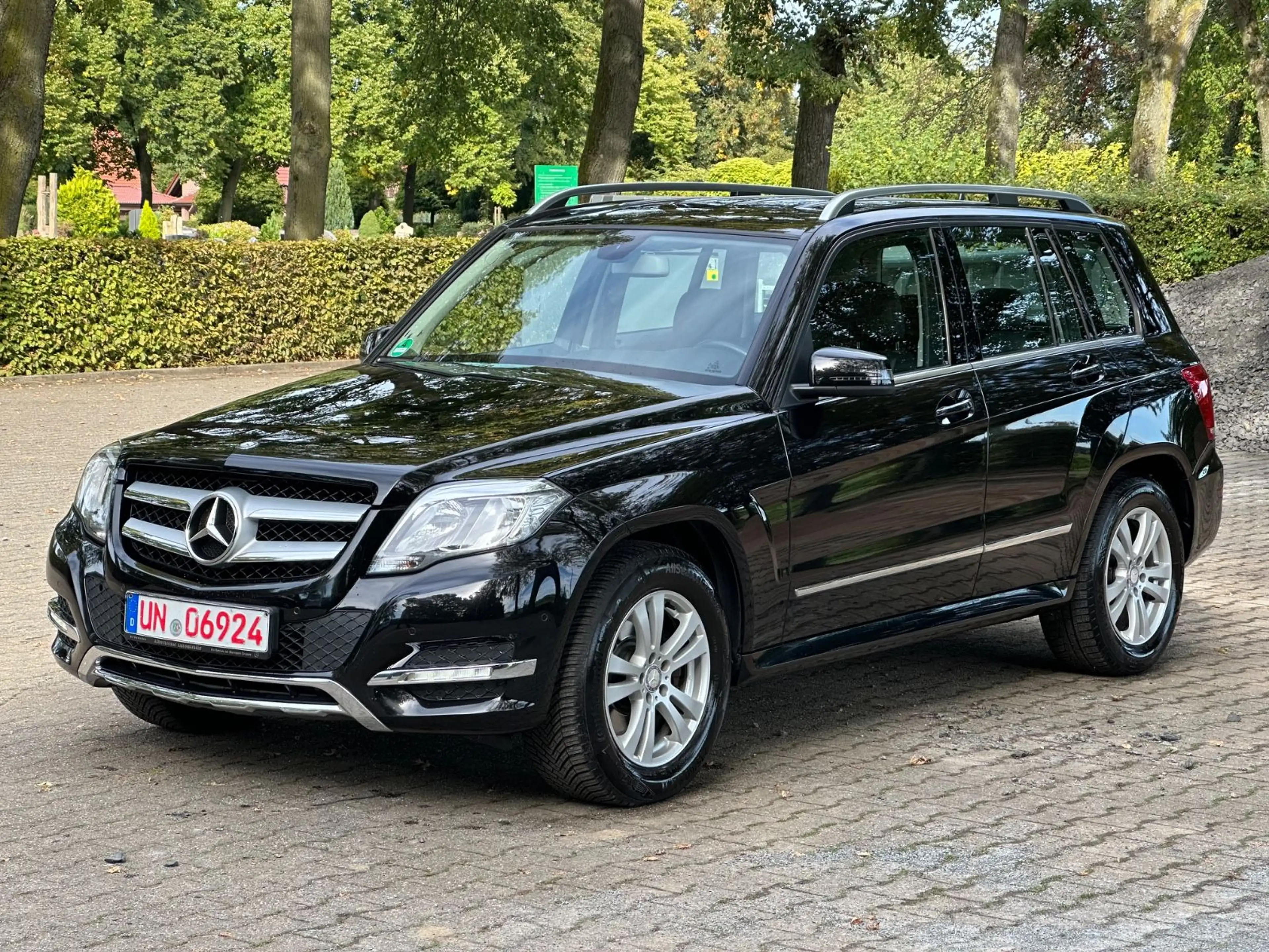 Mercedes-Benz GLK 220 CDI BlueEfficiency*4-MATIC*AHK*LEDER* — photo 2