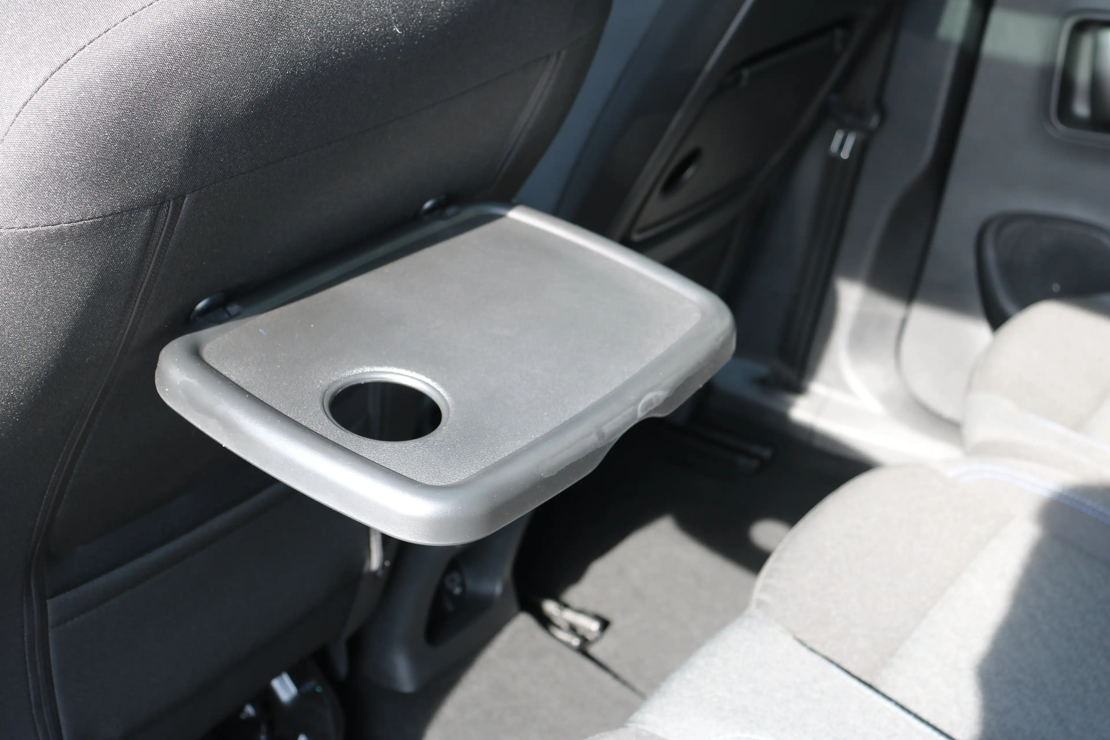 Peugeot e-Rifter EV Allure Pack 50 kWh | Camera | Apple Carplay | P — photo 18