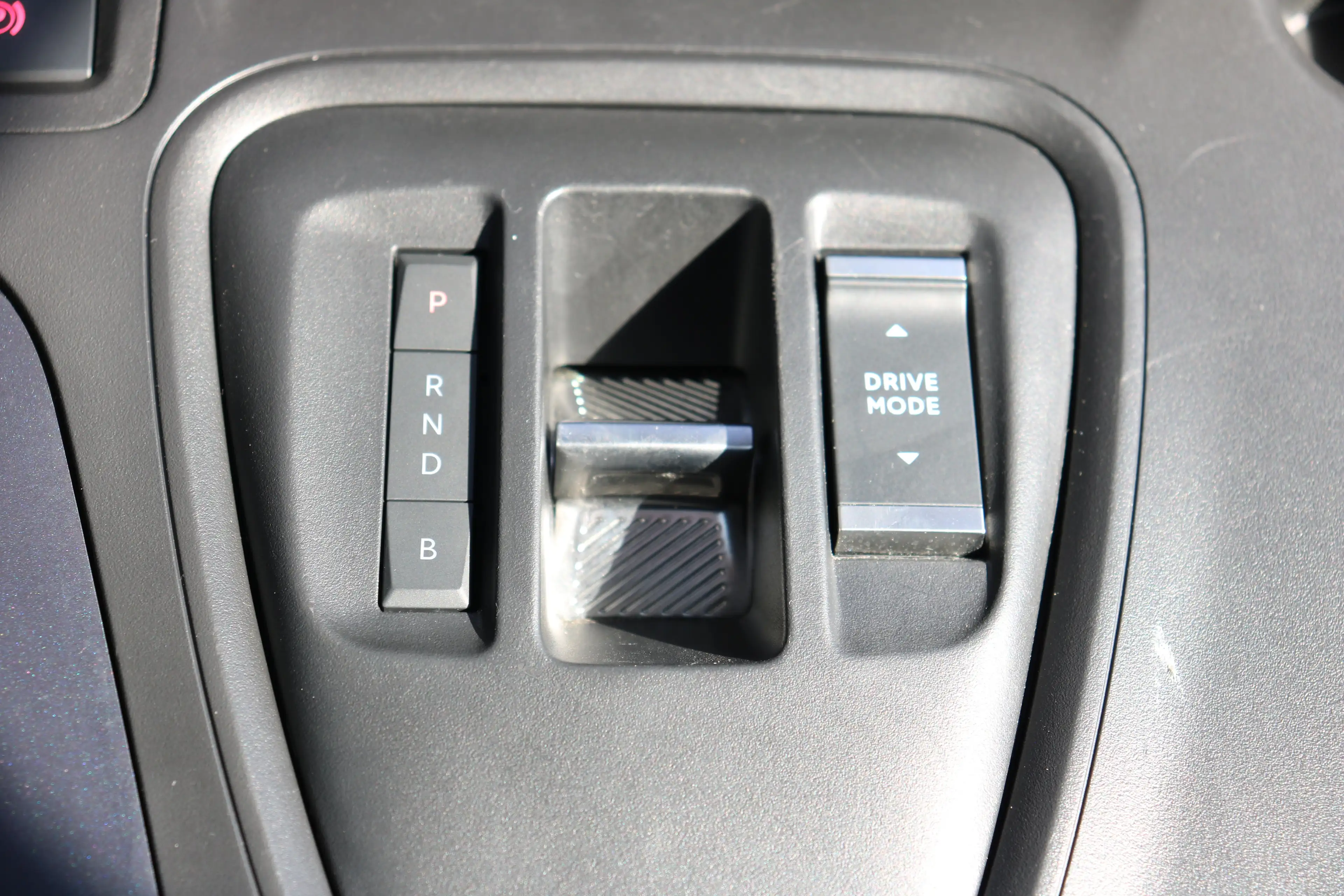 Peugeot e-Rifter EV Allure Pack 50 kWh | Camera | Apple Carplay | P — photo 39