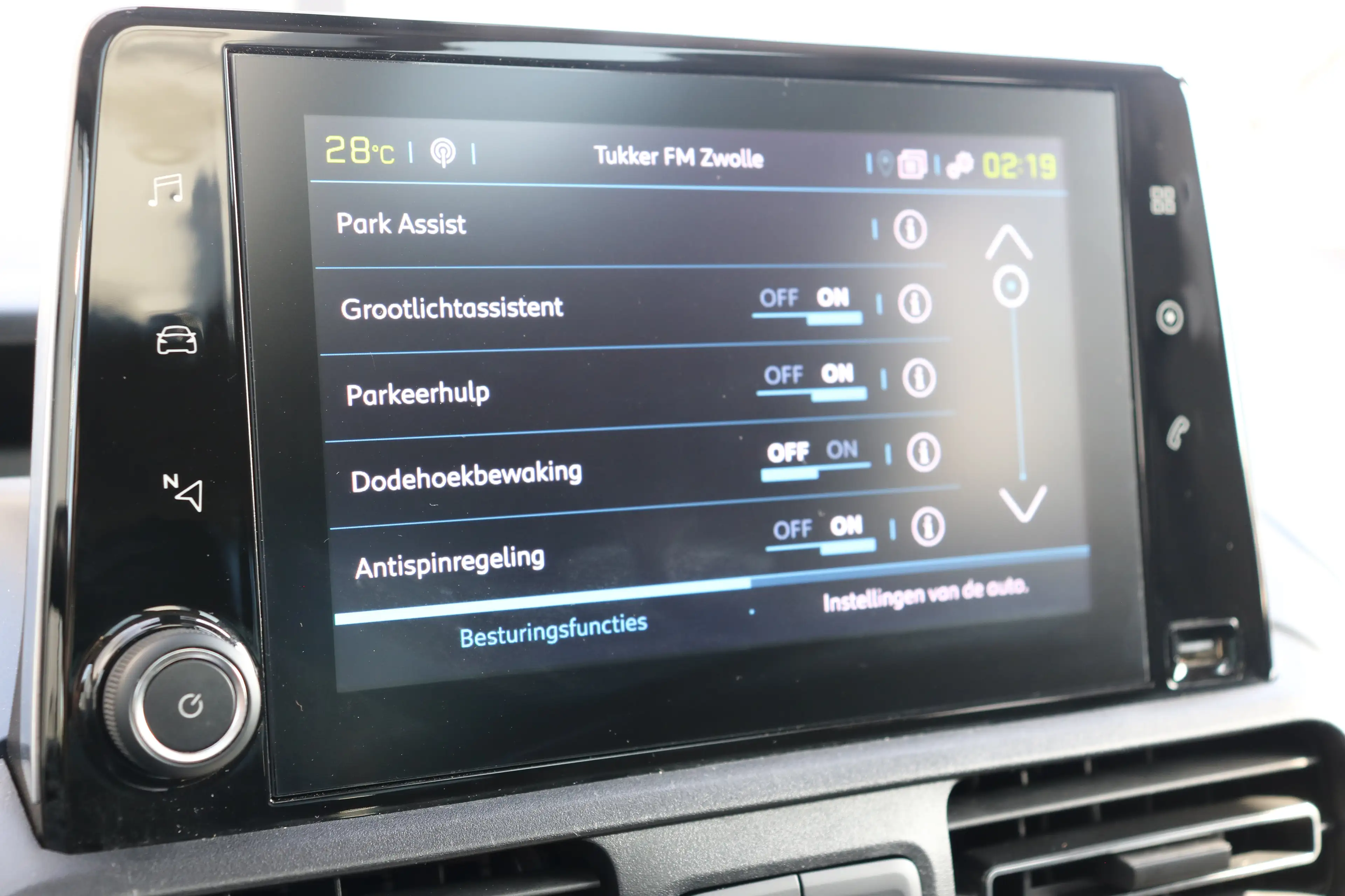 Peugeot e-Rifter EV Allure Pack 50 kWh | Camera | Apple Carplay | P — photo 31