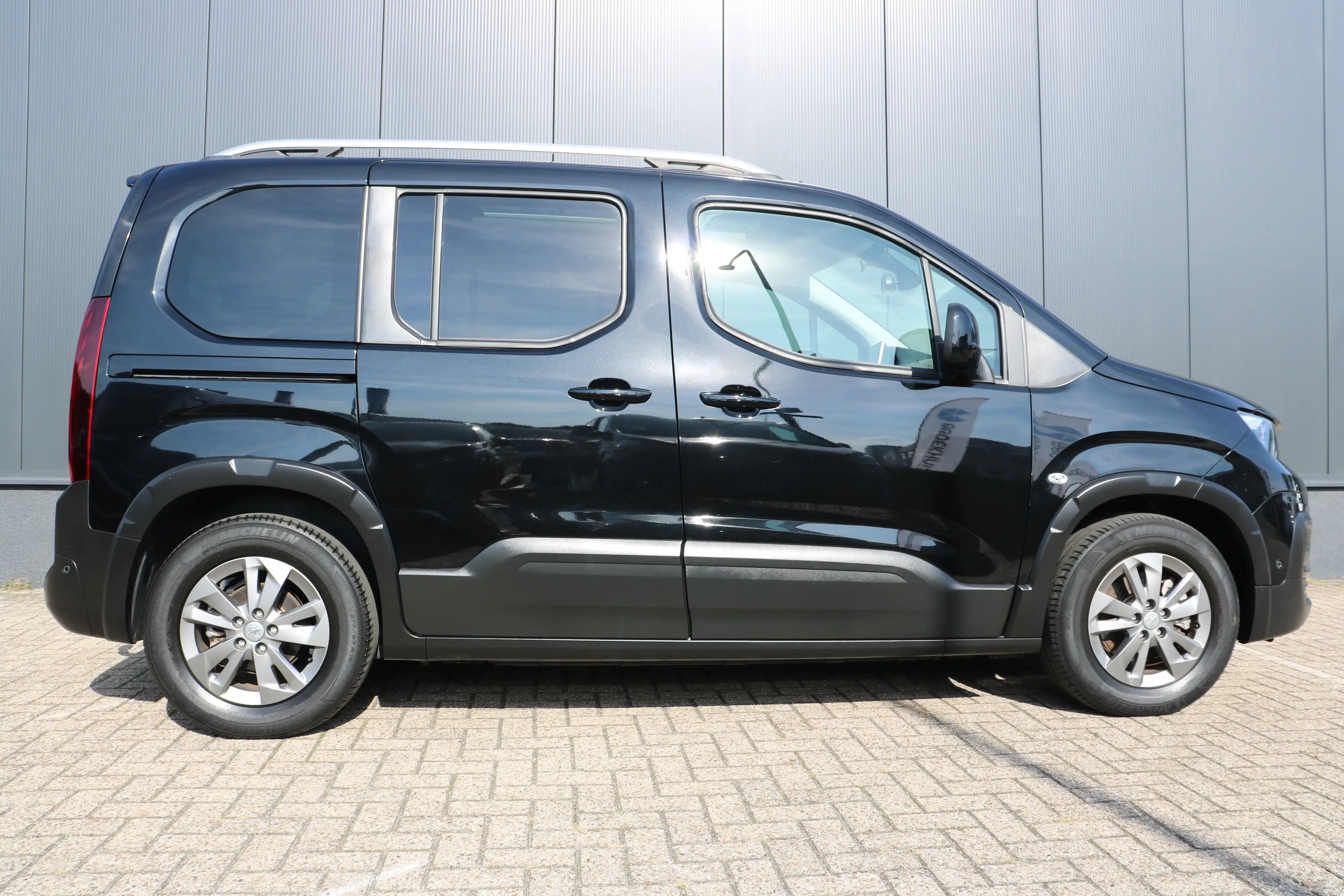 Peugeot e-Rifter EV Allure Pack 50 kWh | Camera | Apple Carplay | P — photo 5