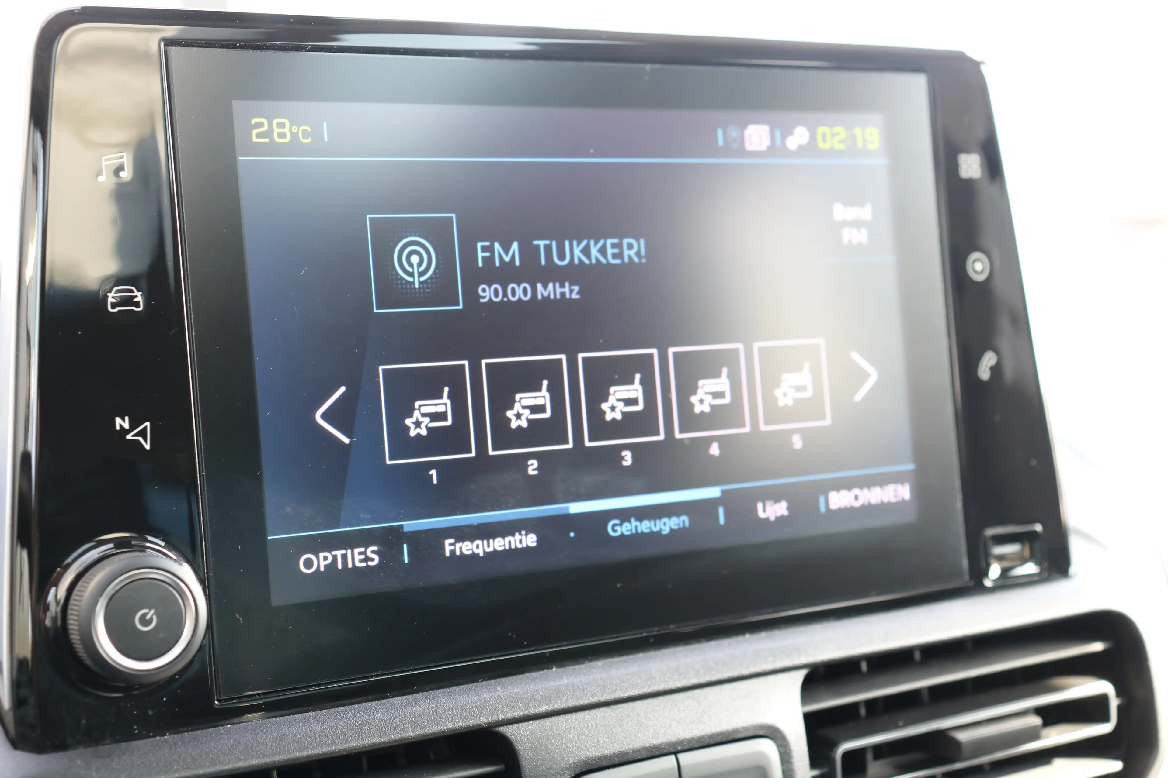 Peugeot e-Rifter EV Allure Pack 50 kWh | Camera | Apple Carplay | P — photo 30