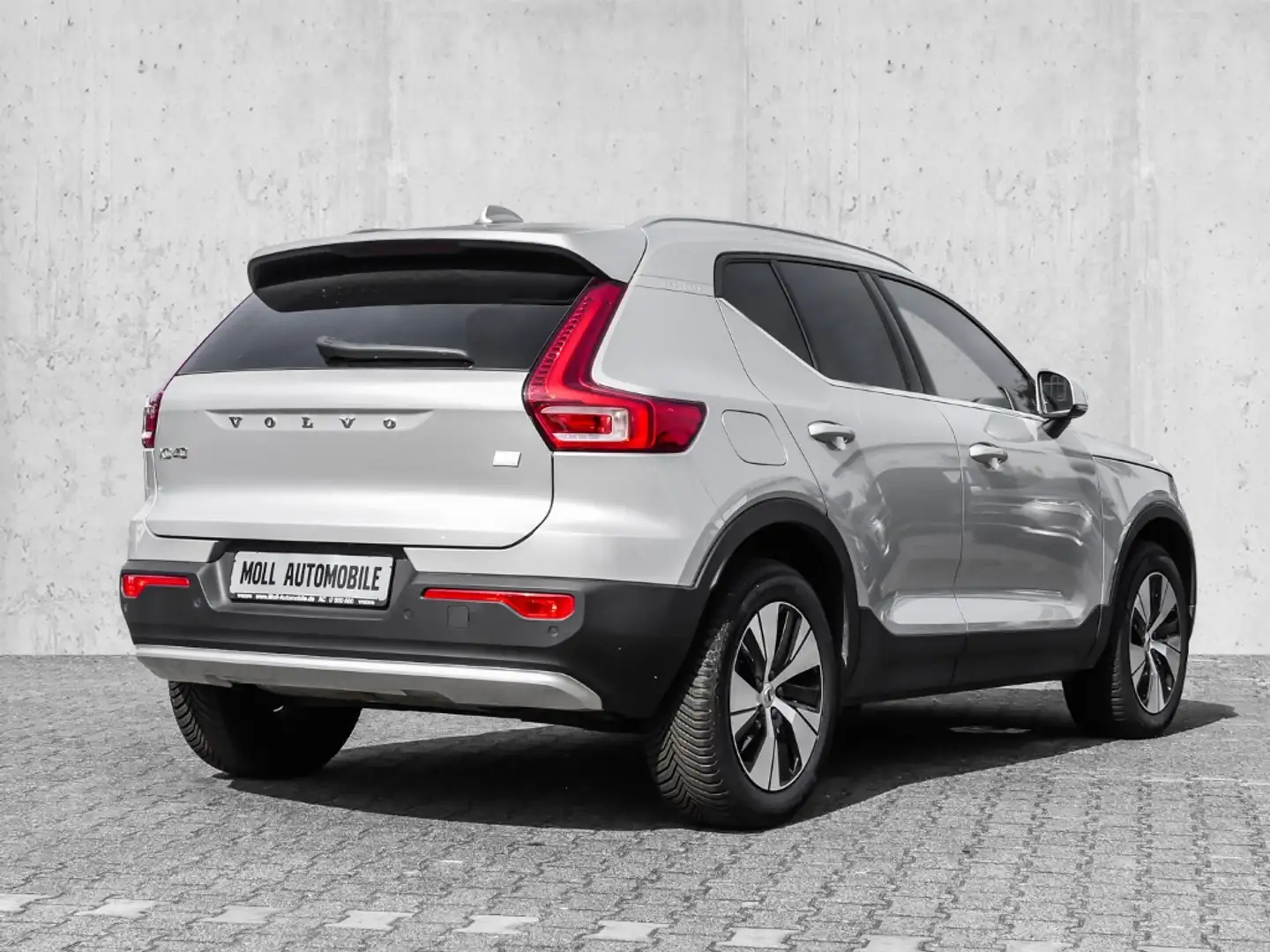 Volvo XC40 Core Recharge Plug-In Hybrid 2WD T5 Twin Engine EU Argent - 2