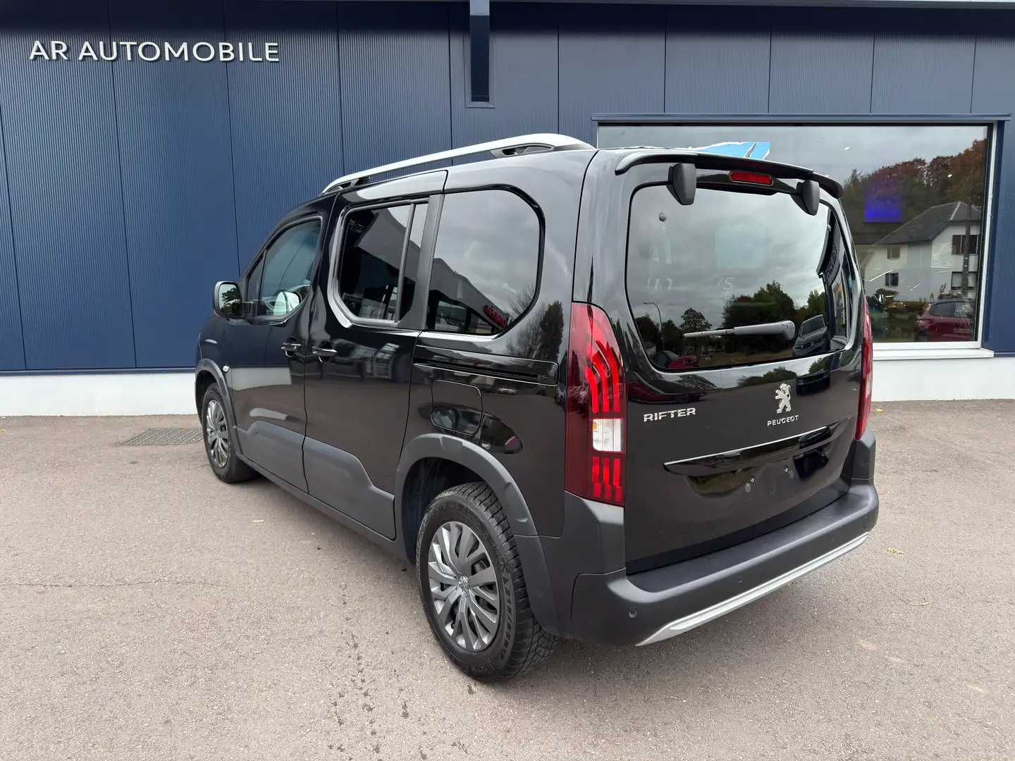 Peugeot Rifter Rifter 1.2 Essence Standard Allure Automatique Noir - 2