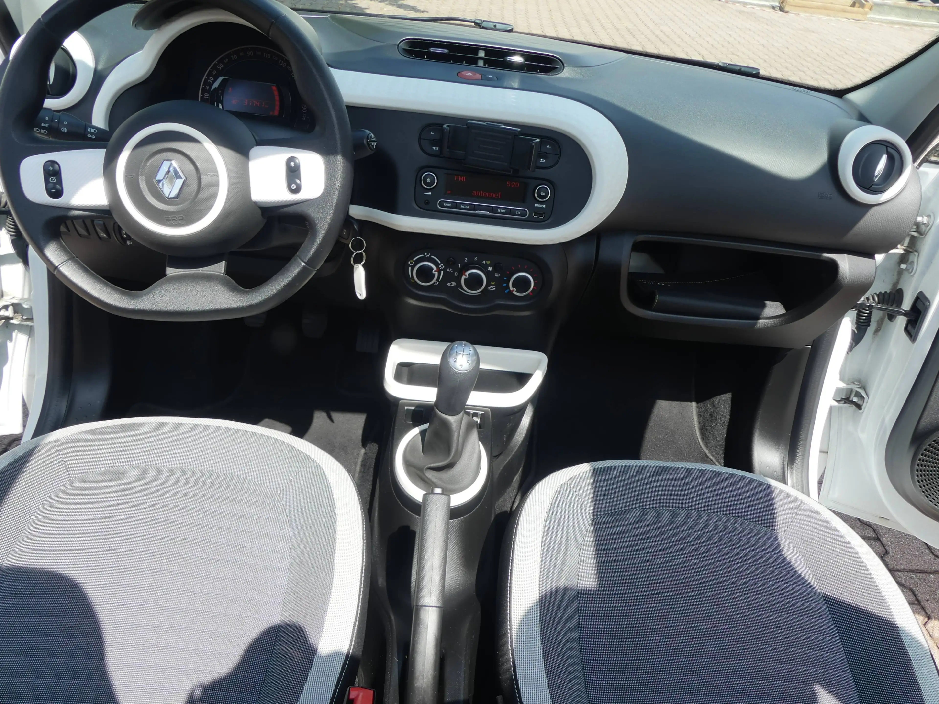 Renault Twingo Twingo SCe 70 Liberty el.Faltdach 31tkm KLIMA — photo 15