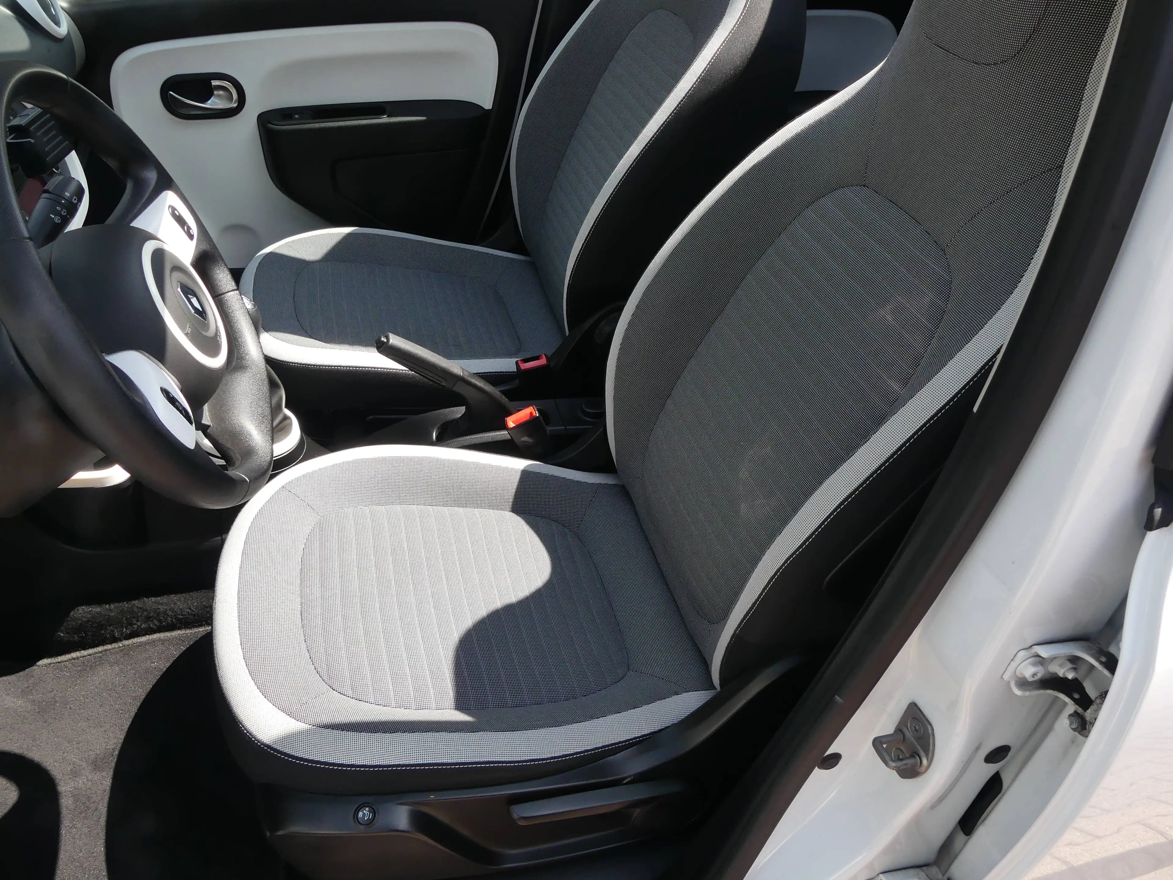 Renault Twingo Twingo SCe 70 Liberty el.Faltdach 31tkm KLIMA — photo 10