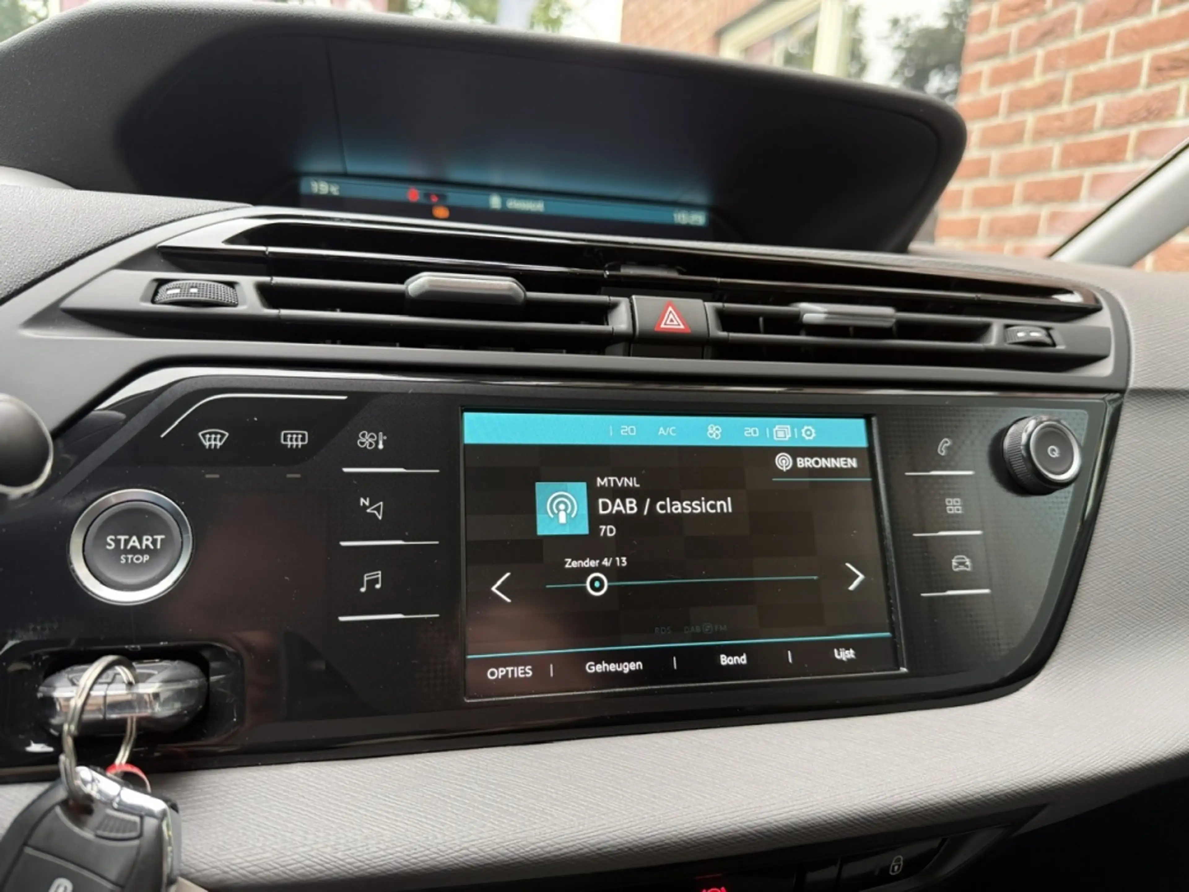 Citroen Grand C4 SpaceTourer 1.2 PureTech Bns 7-persoons NAVI / CARPLAY / DAB+ — photo 33