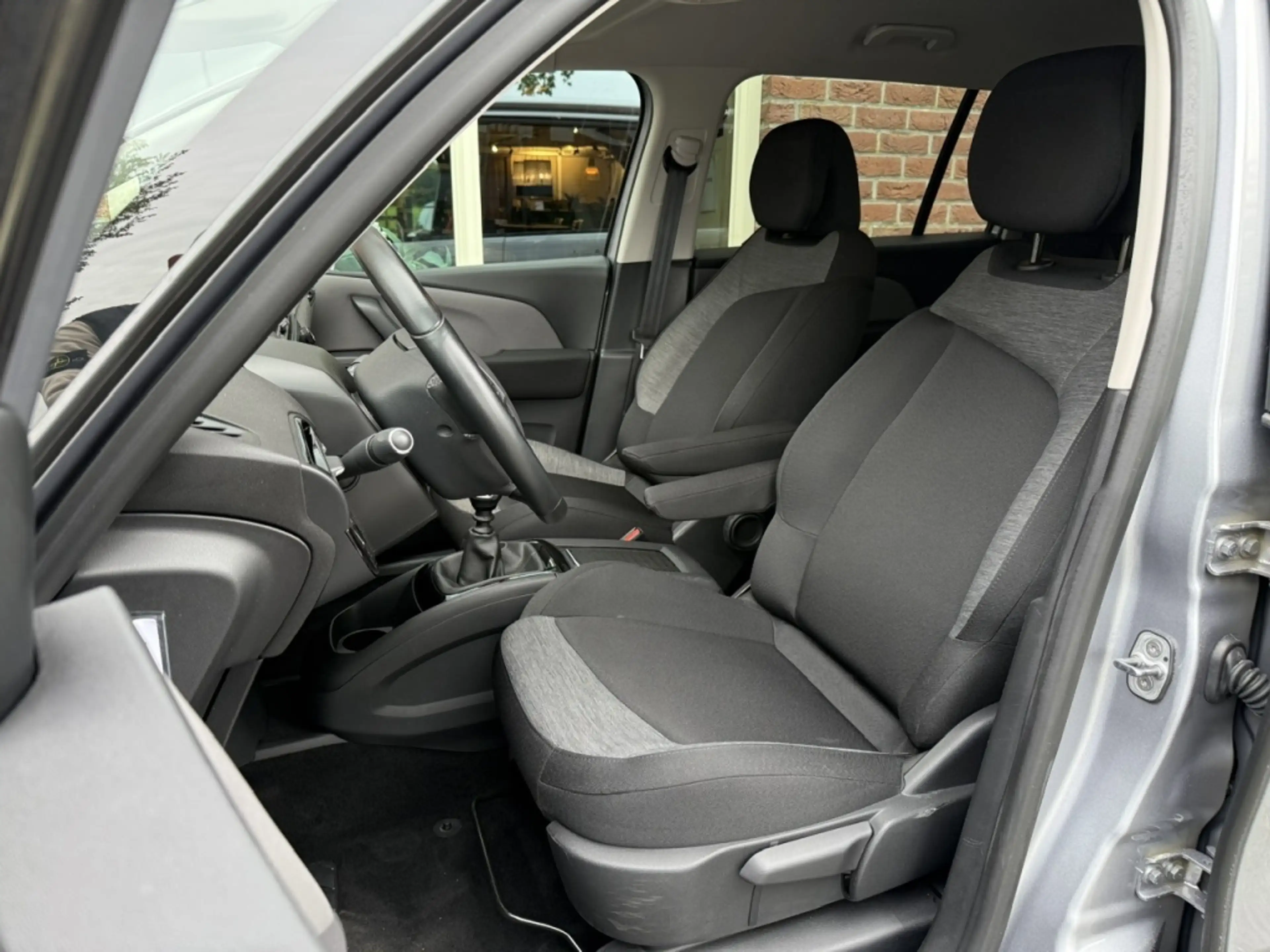 Citroen Grand C4 SpaceTourer 1.2 PureTech Bns 7-persoons NAVI / CARPLAY / DAB+ — photo 4